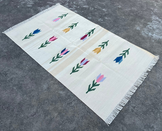 Modern Handmade Cotton Tree/ Leaf Rug