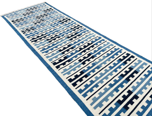 Modern Handmade Woolen Flat Weave Blue And White Runner Rug-6312