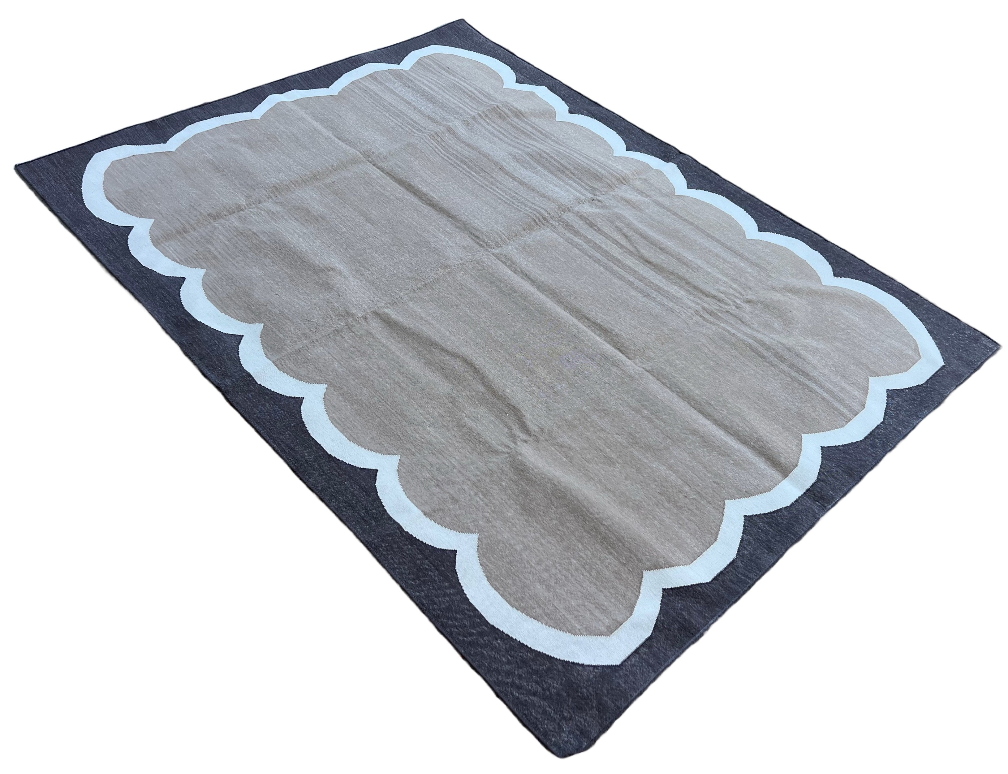 Modern Handmade Cotton Beige, Cream and Coffee Brown Scalloped Rug-6796