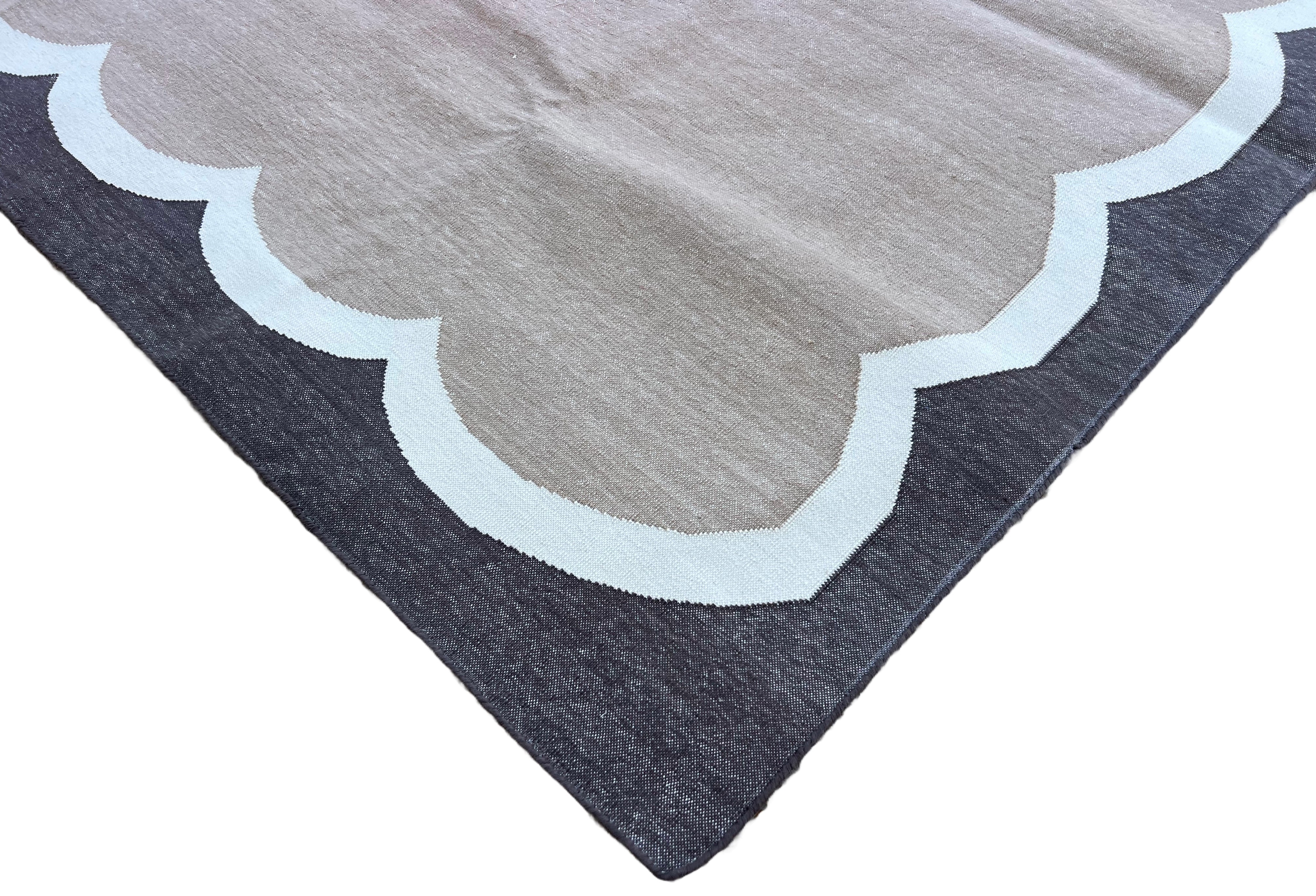 Modern Handmade Cotton Beige, Cream and Coffee Brown Scalloped Rug-6796