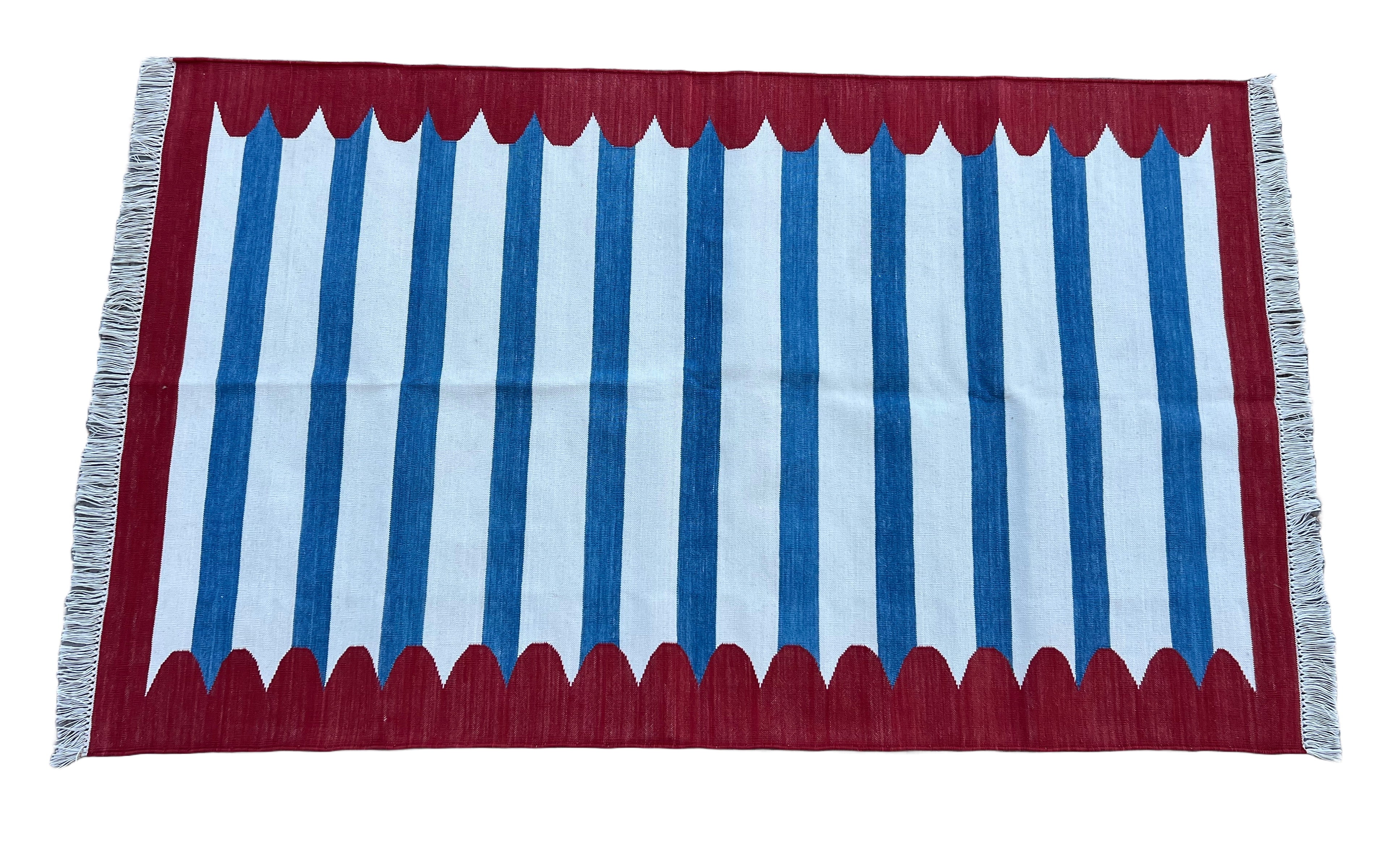 Modern Handmade Cotton Blue, White And Red Scalloped Striped Area Rug-6795