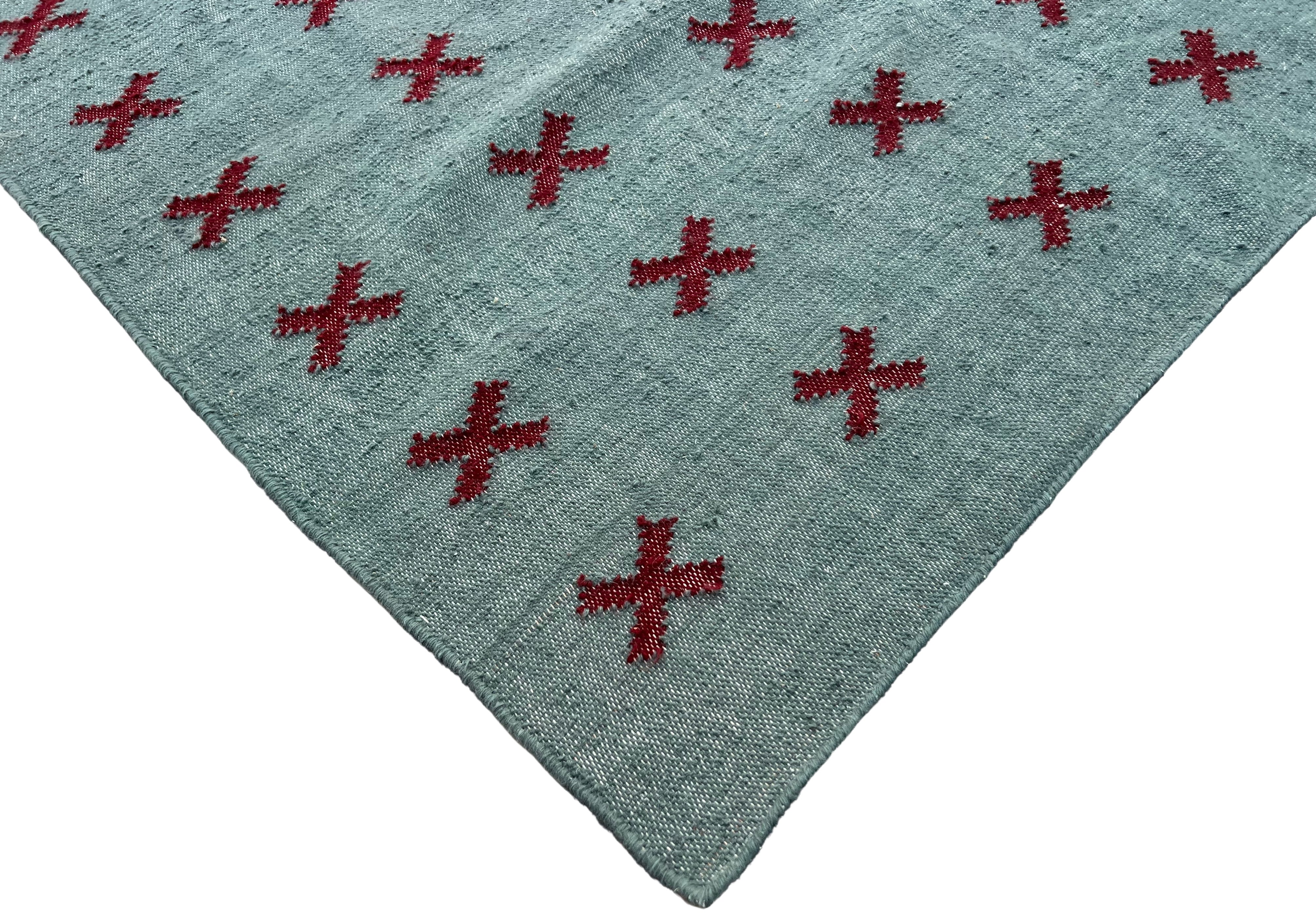 Modern Handmade Woolen Turquoise Blue And Burgundy Cross Pattern Rug-6804