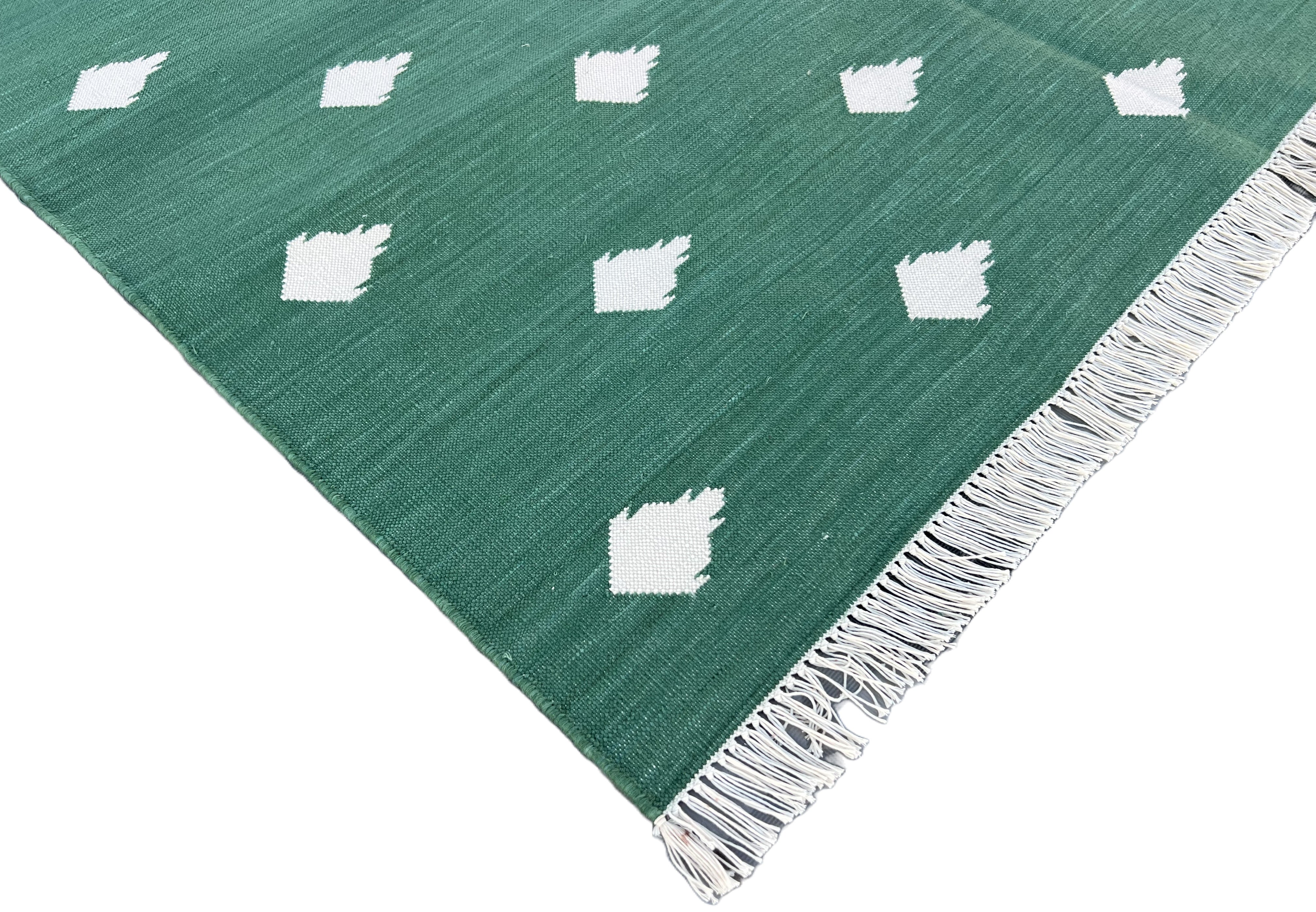 Modern Handmade Cotton Forest Green And White Leaf Patterned Area Rug-6851