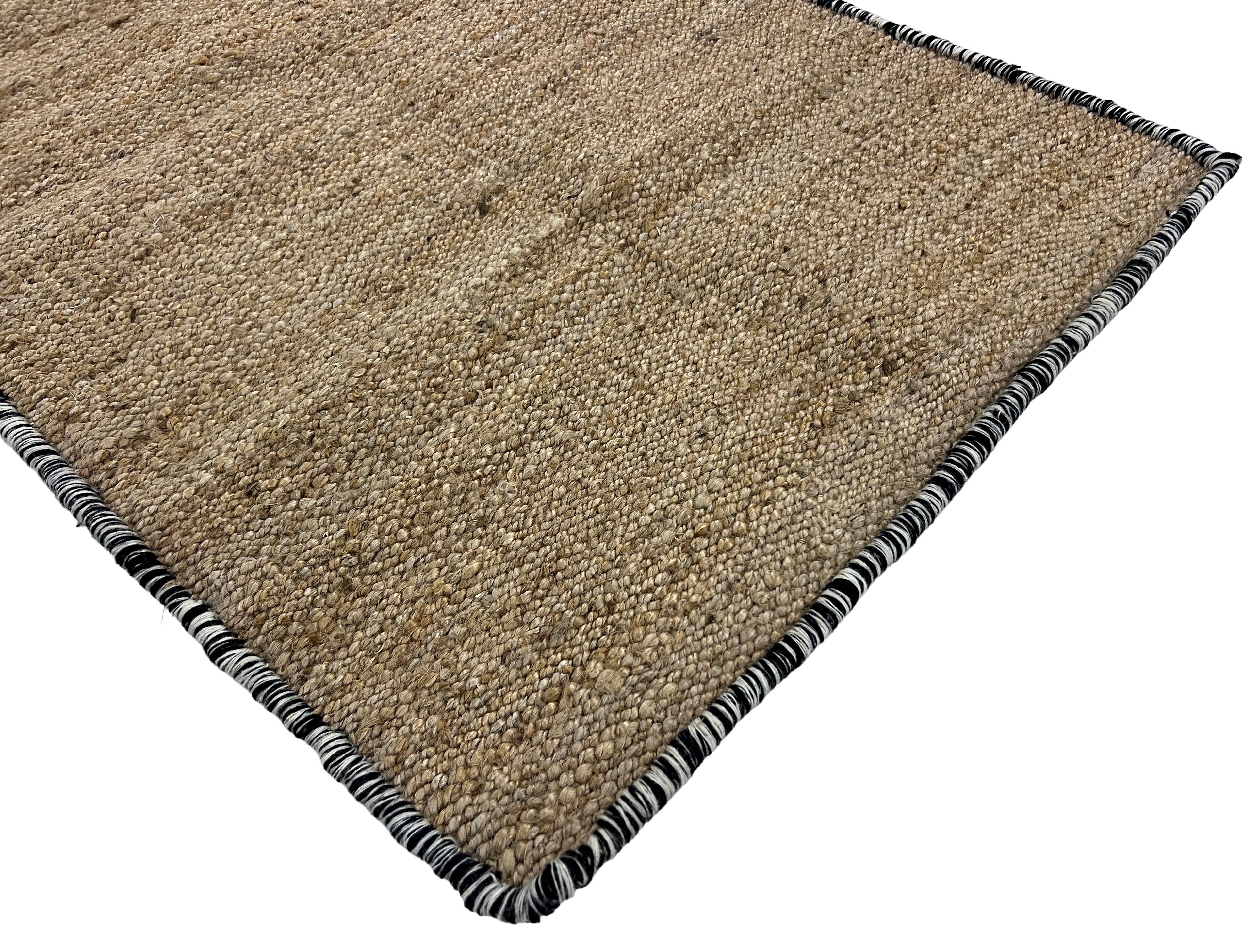 Modern Handwoven Natural Jute Kilim Rug with New Zealand Wool Border -8051