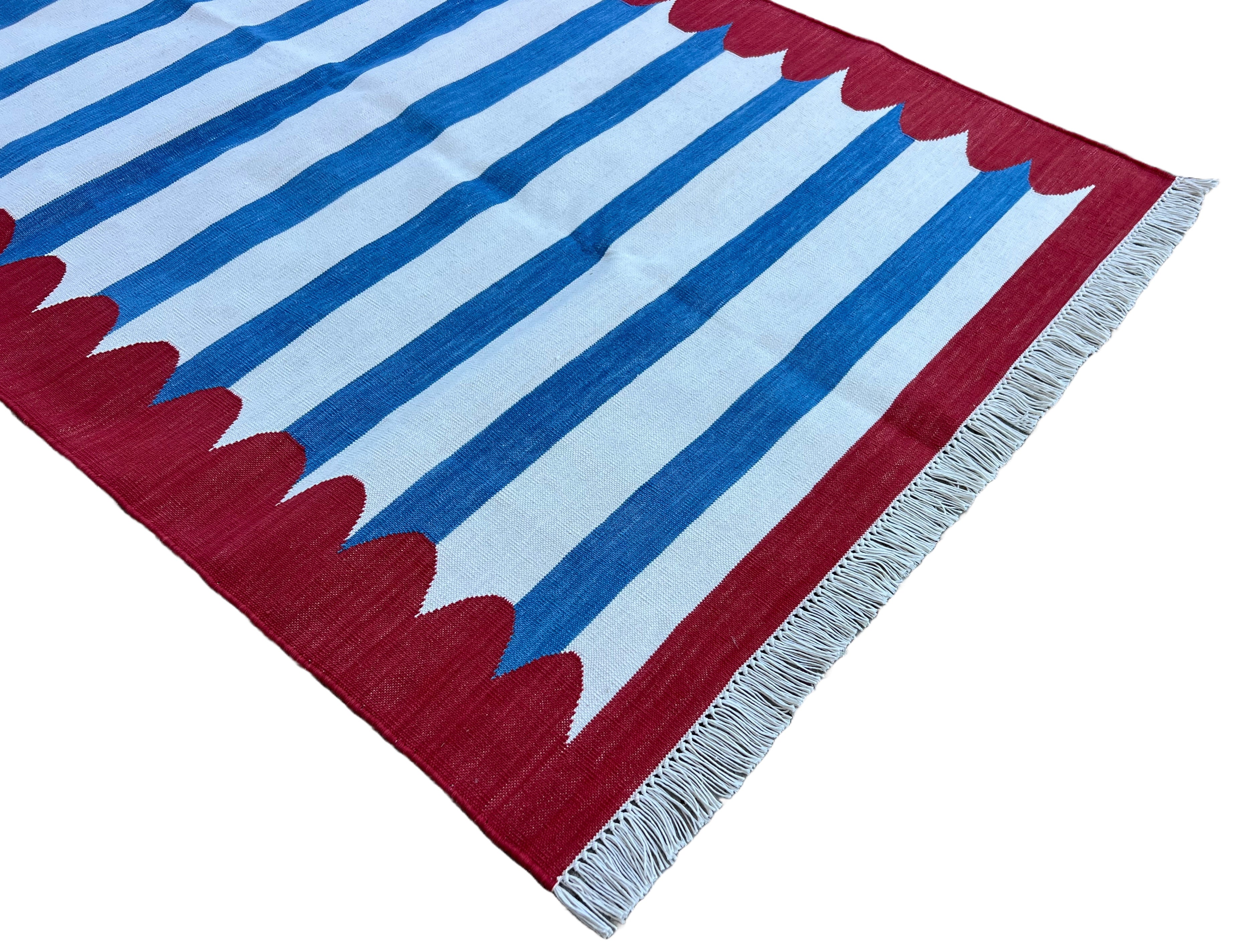 Modern Handmade Cotton Blue, White And Red Scalloped Striped Area Rug-6795