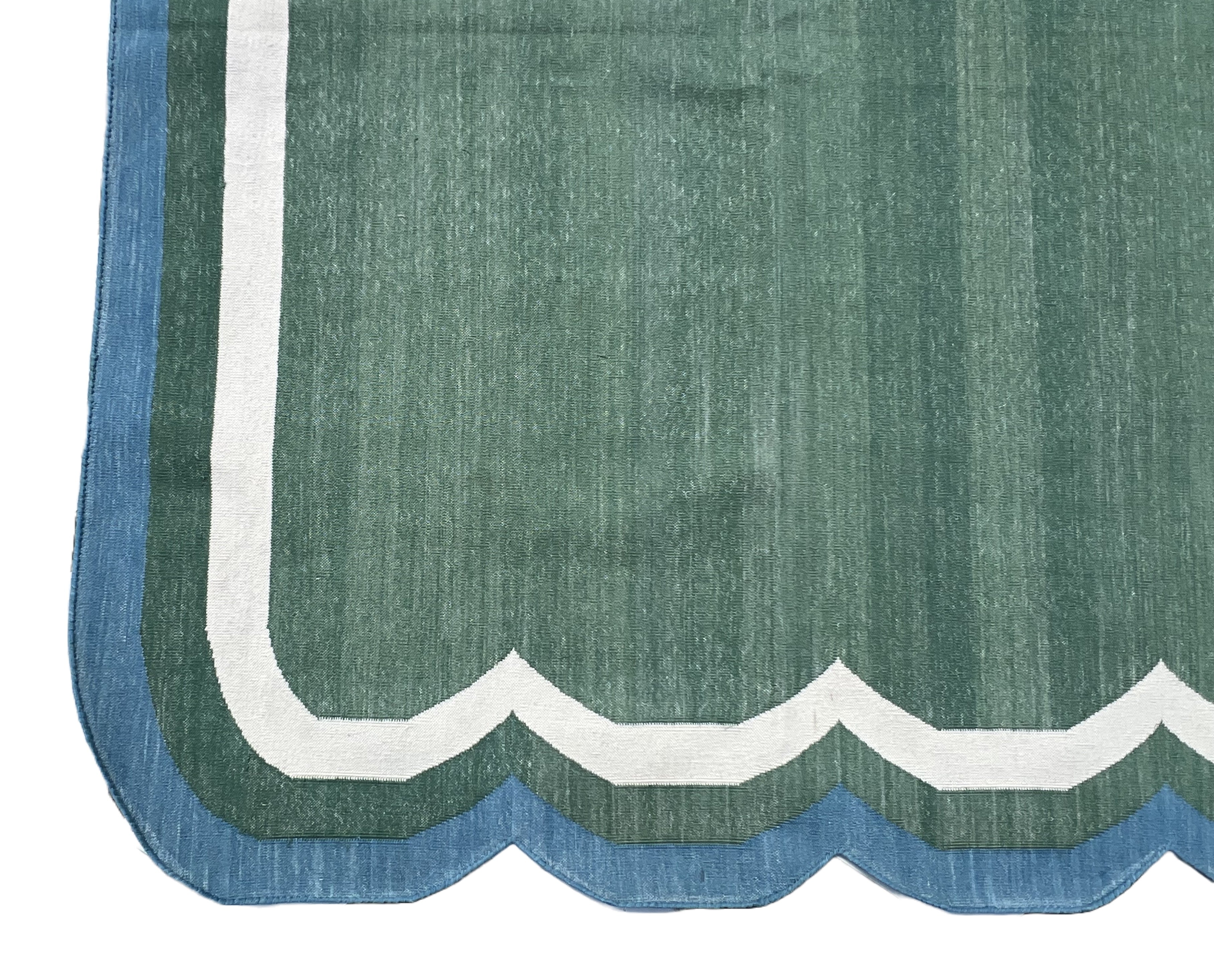 Modern Handmade Cotton Forest Green, Cream And Teal Blue Two Sided Scalloped Rug-9671