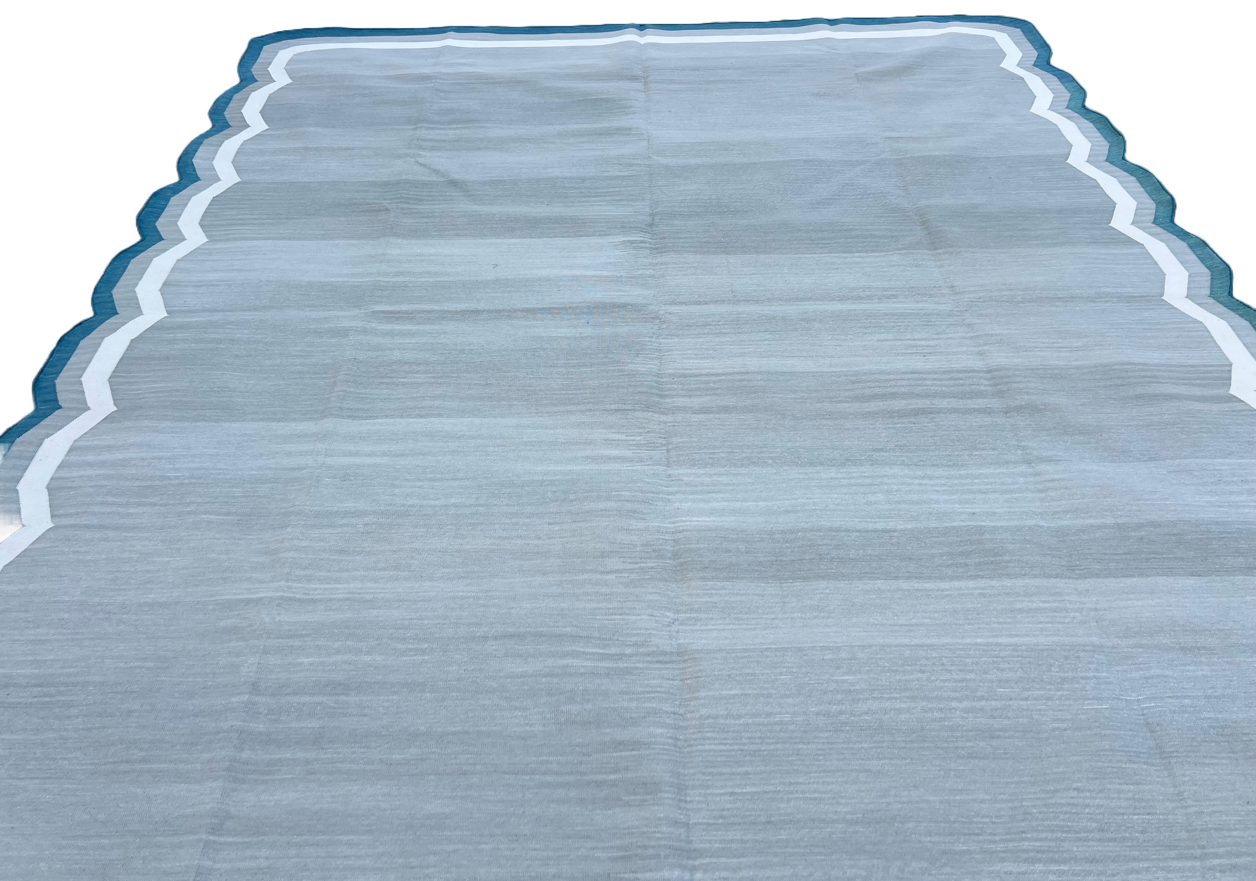 Modern Handmade Cotton Gray, Cream and Teal Blue Scalloped Rug-9661