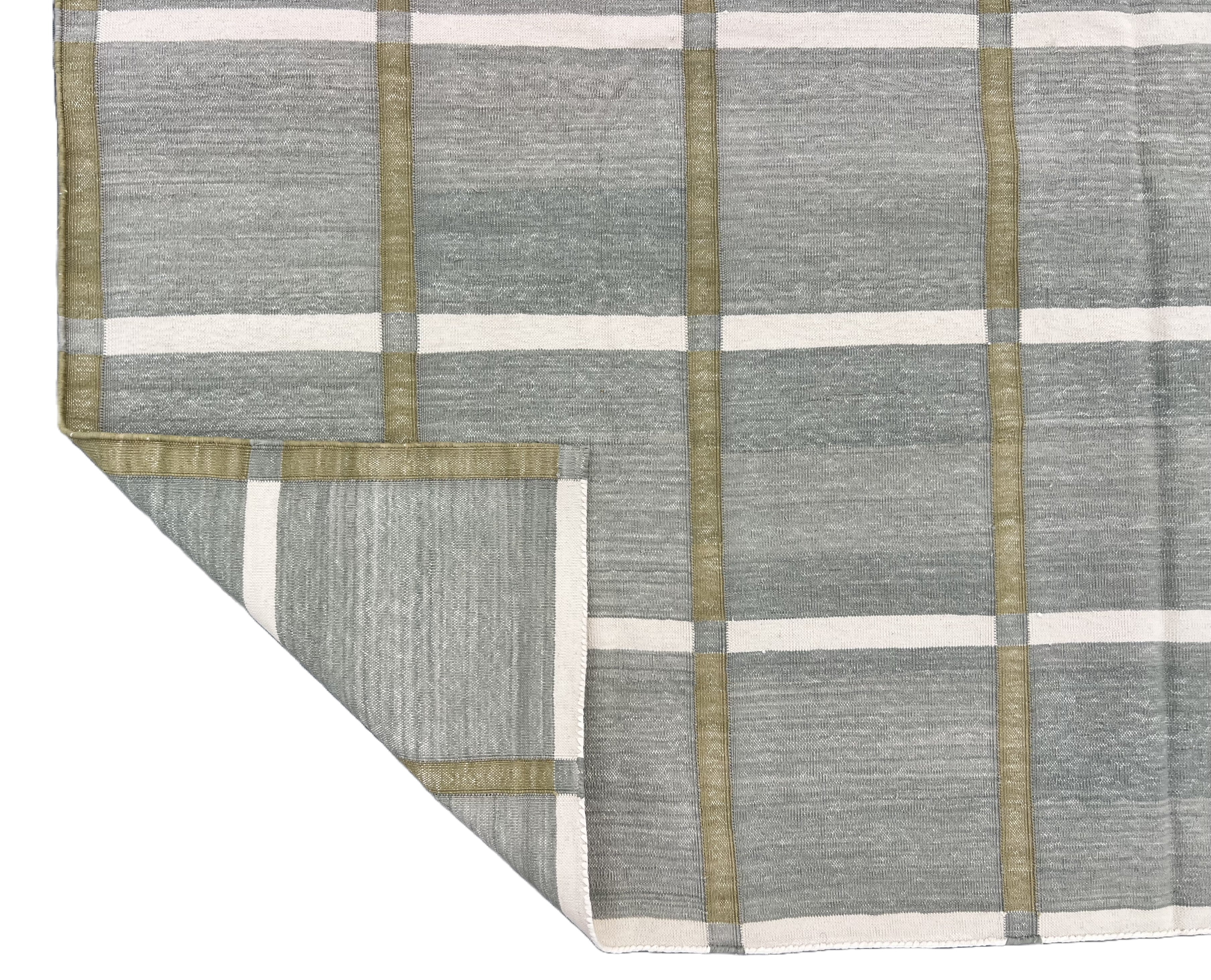 Modern Handmade Cotton Gray, Cream And Olive Green Windowpane Checked Area Rug-6853