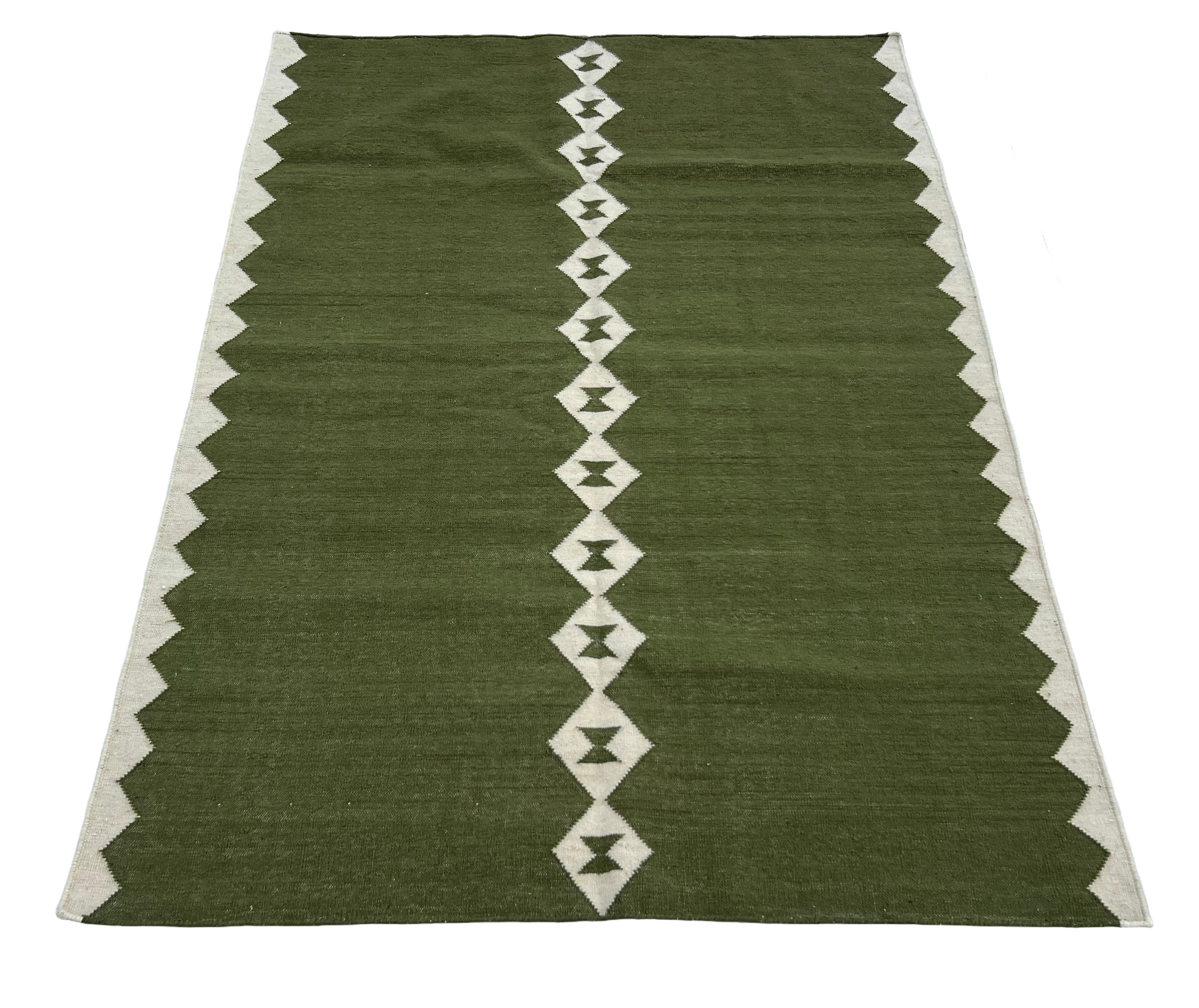 Modern Handmade Woolen Olive Green And White Diamond Rug-6845