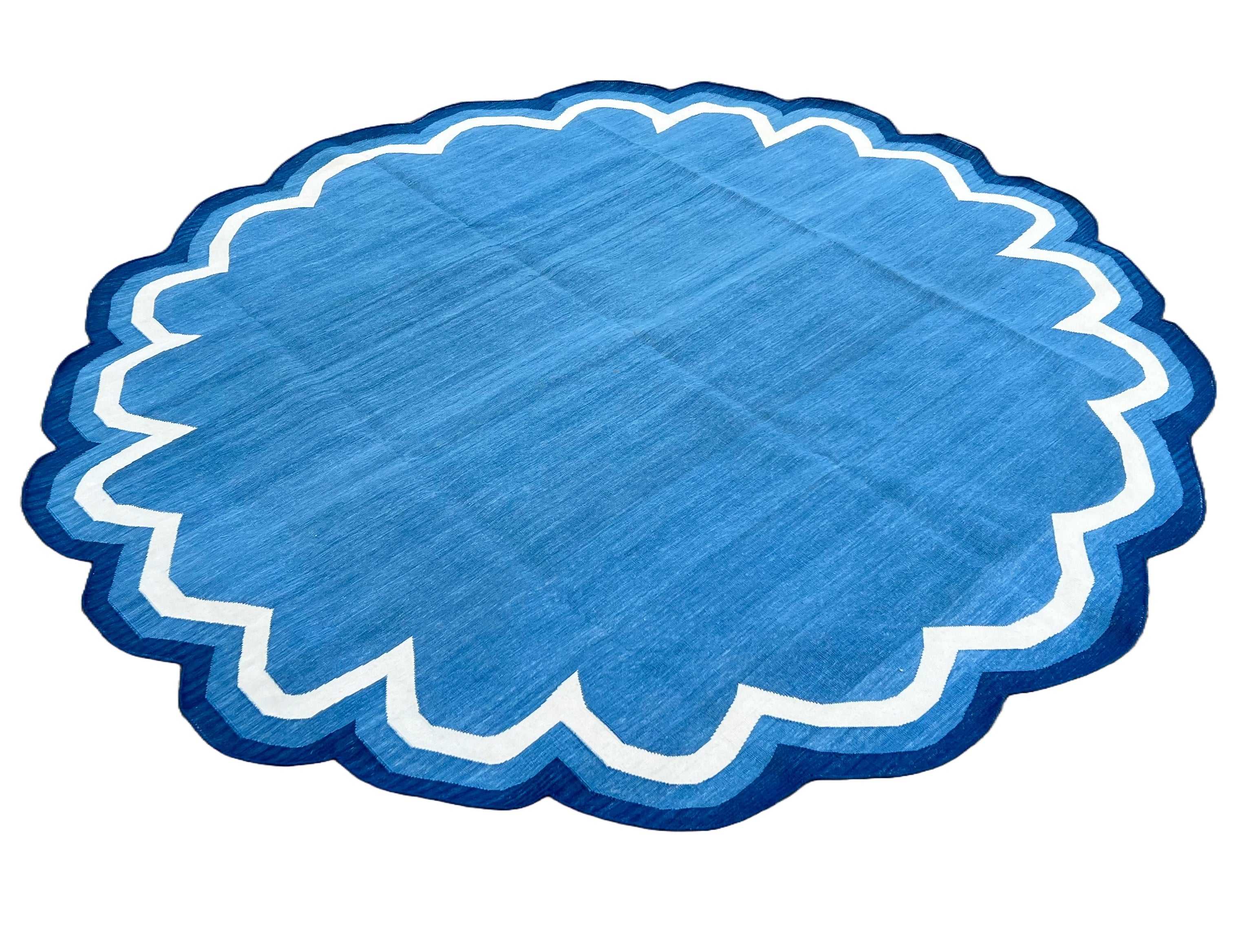 Custom Cotton Blue And White Round Scalloped Rug for Camilla in Size 8' Round