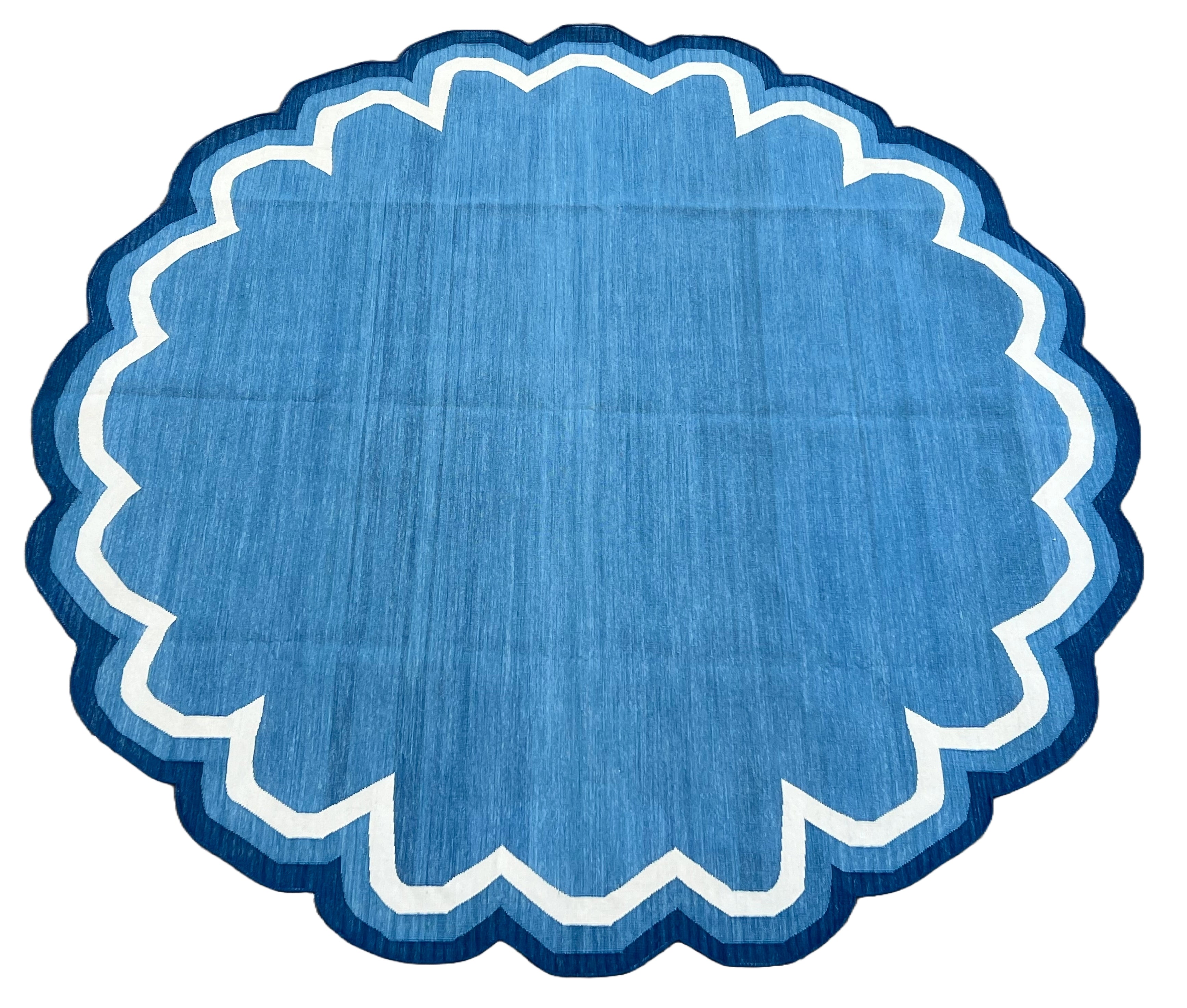 Custom Cotton Blue And White Round Scalloped Rug for Camilla in Size 8' Round