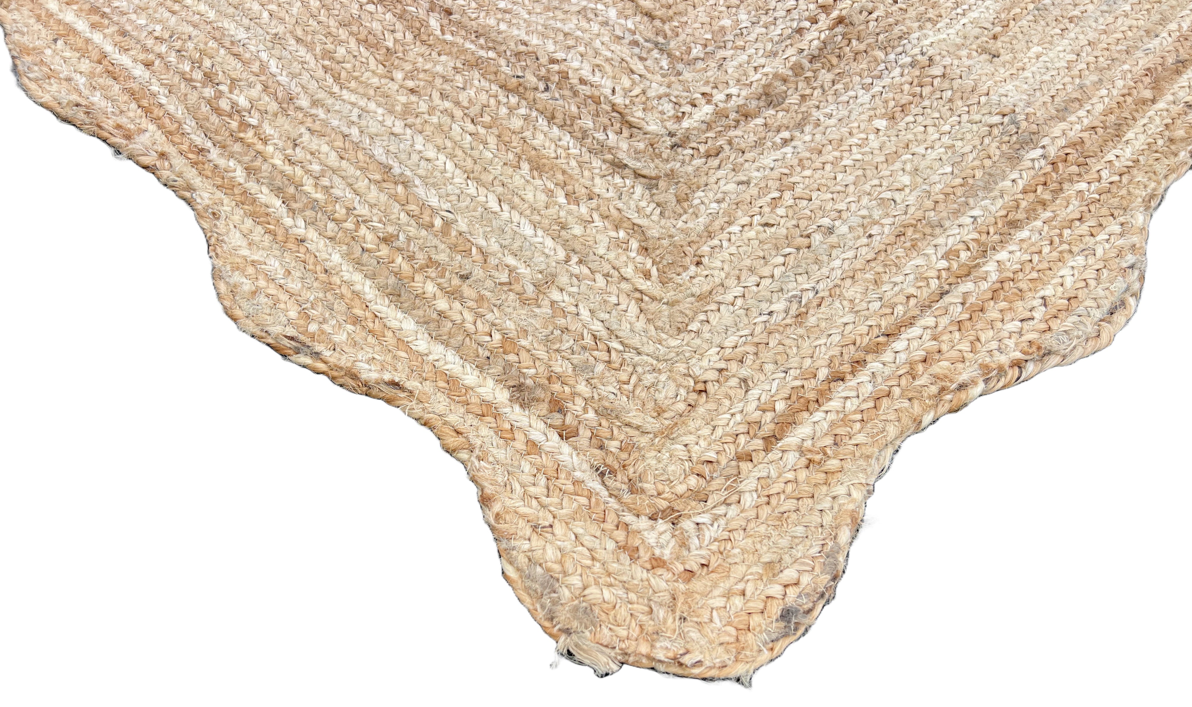 Modern Handmade Natural Jute Scalloped Rug Indian Dhurrie -8043