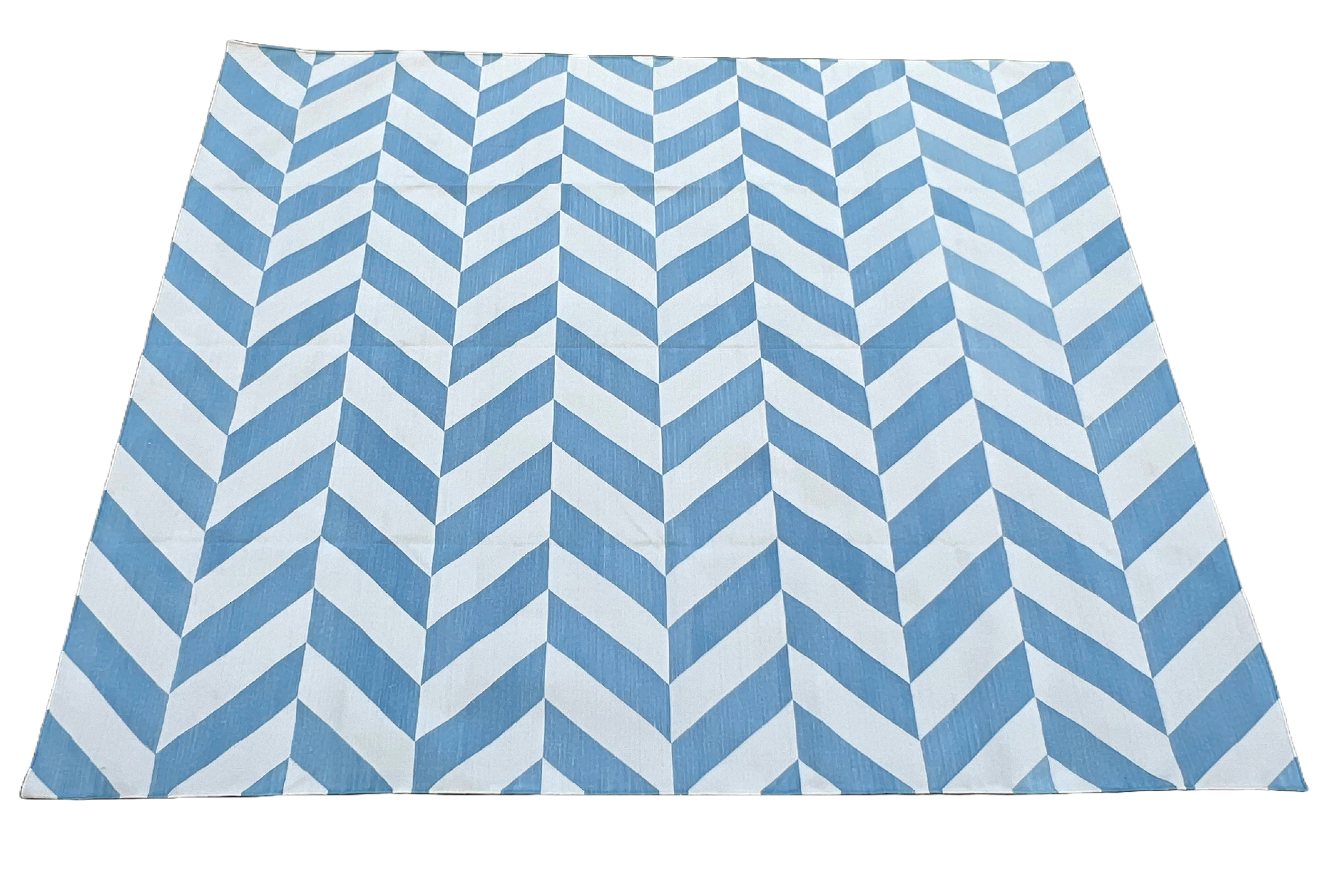 Modern Handmade Cotton Blue And White Zig Zag Striped Rug-6531