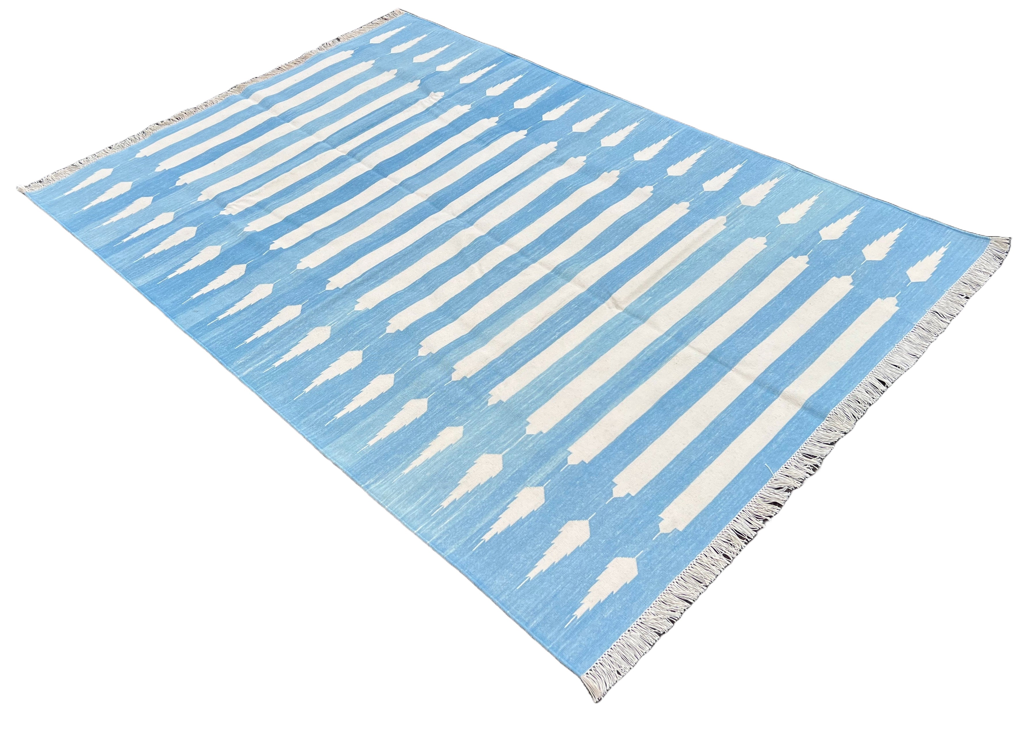 Modern Handmade Cotton Sky Blue And White Arrow Striped Rug-6746