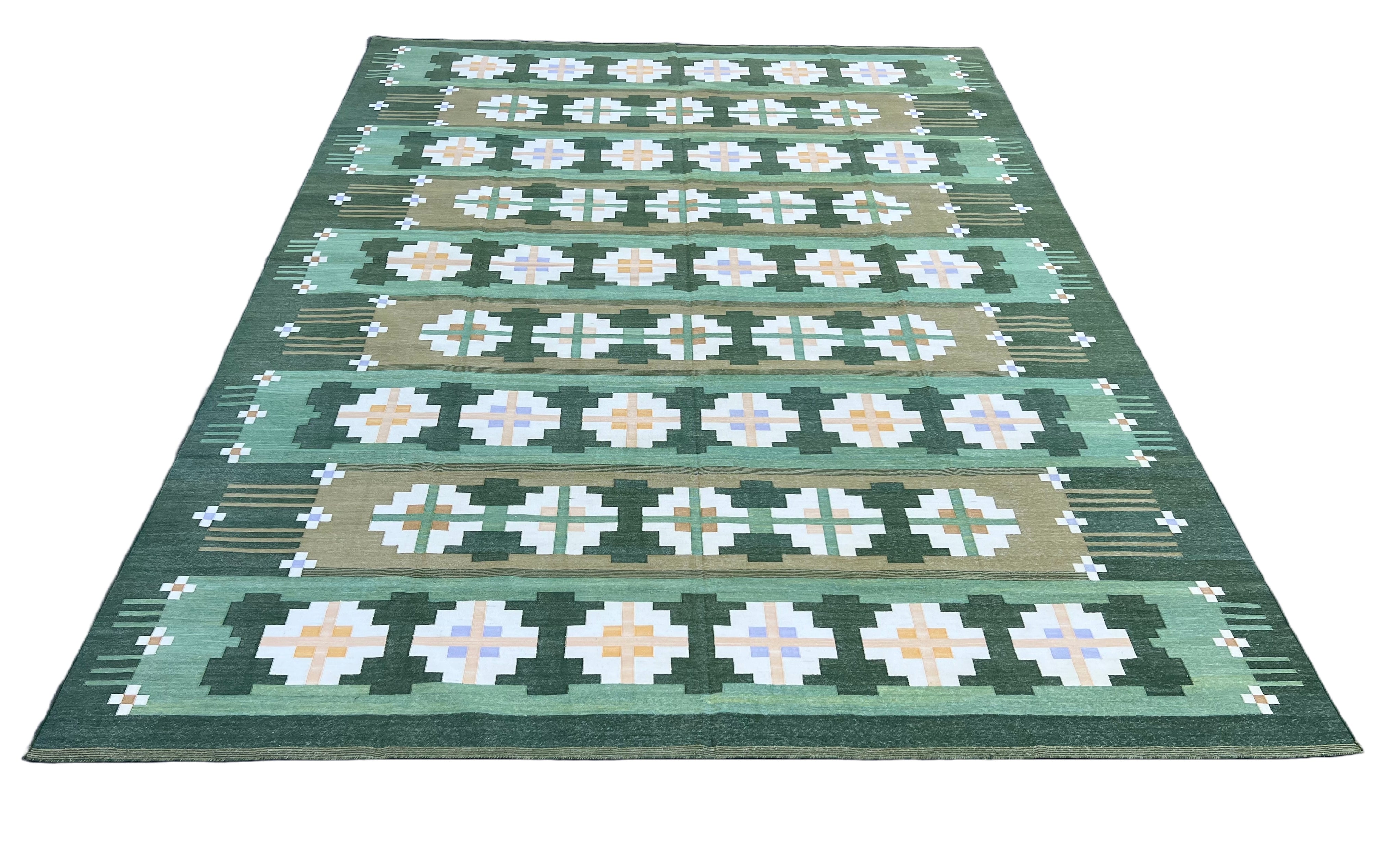 Modern Handmade Cotton Area Flat Weave Rug, Natural Vegetable Dyed, Green Geometric Indian Dhurrie