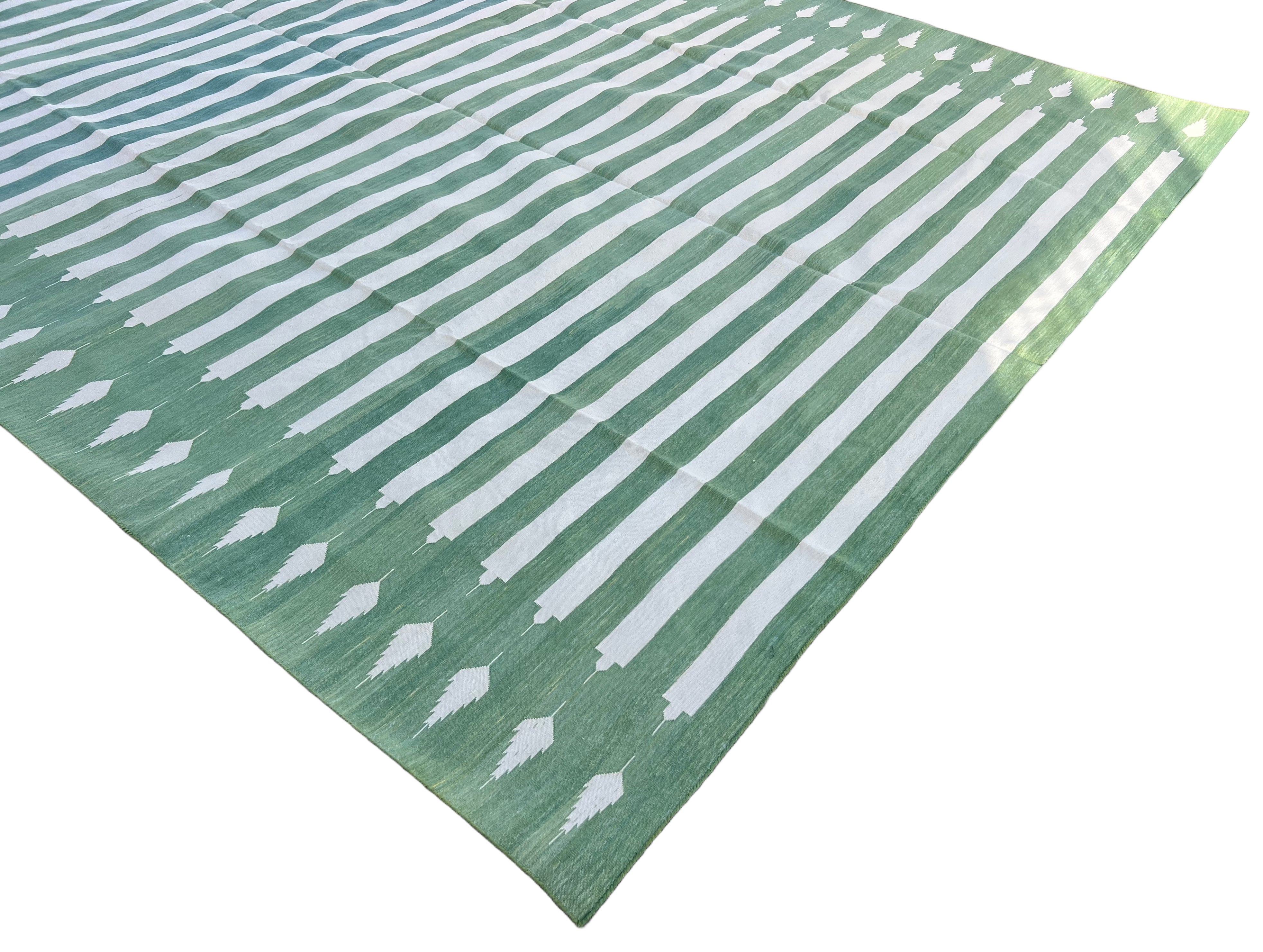 Modern Handmade Cotton Forest Green And Cream Arrow Striped Rug-6729