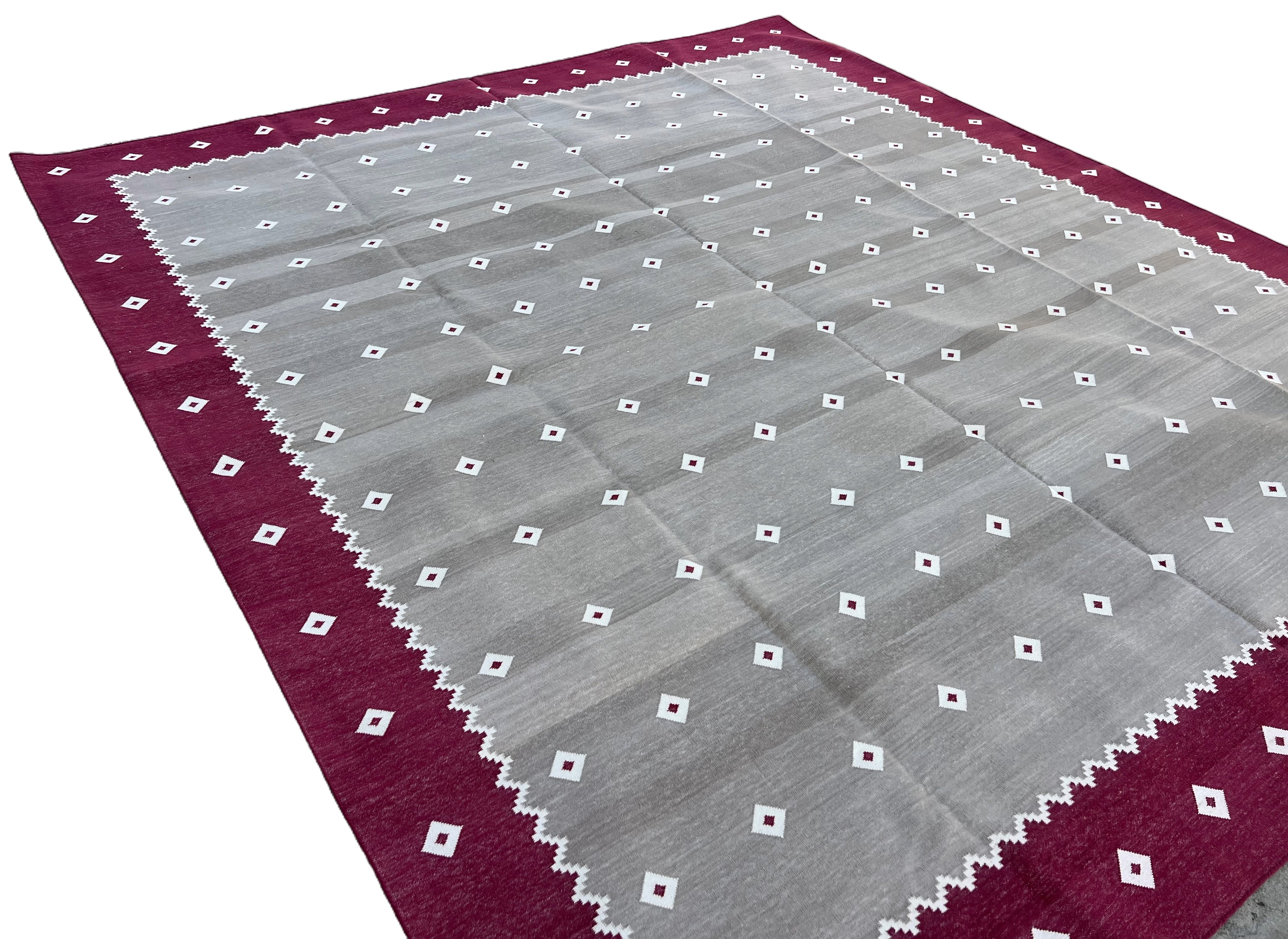 Modern Handmade Cotton Area Flat Weave Rug, Beige, Cream And Pink Diamond Indian Dhurrie-6728