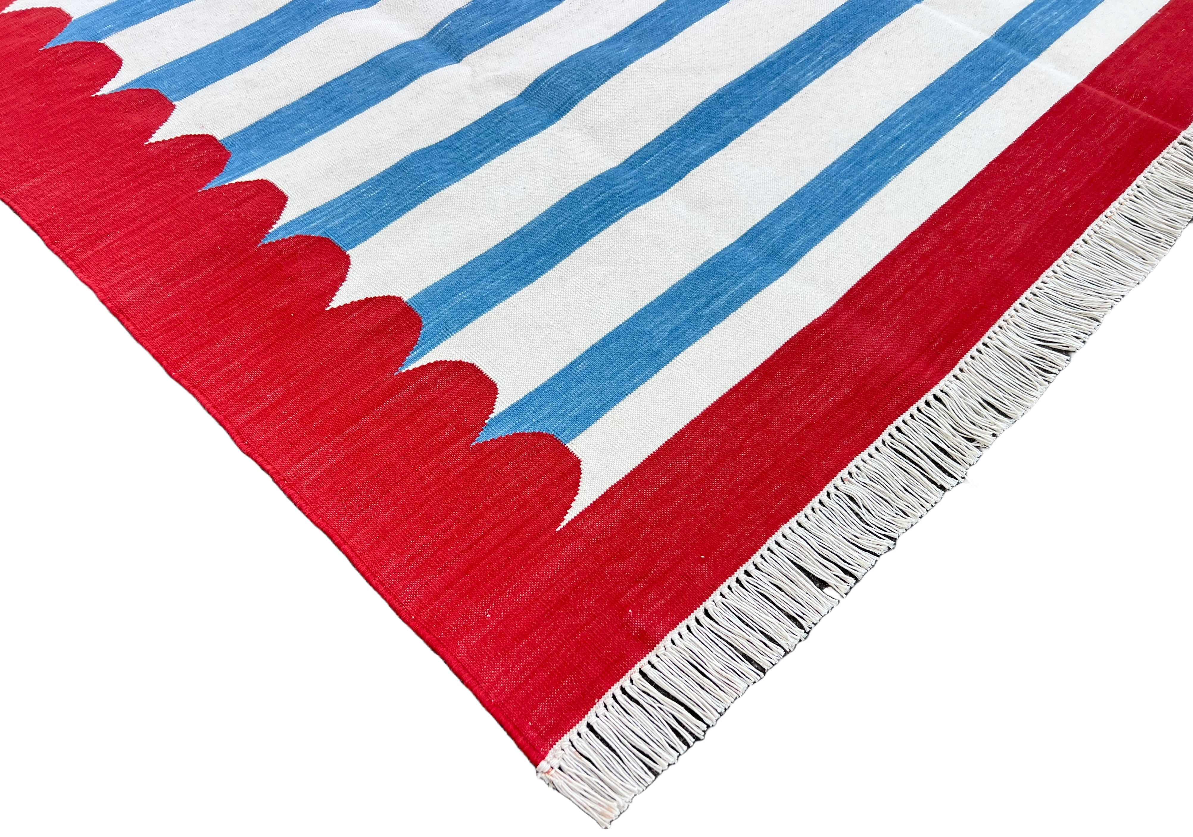 Modern Handmade Cotton Blue, White And Red Scalloped Striped Area Rug-6769