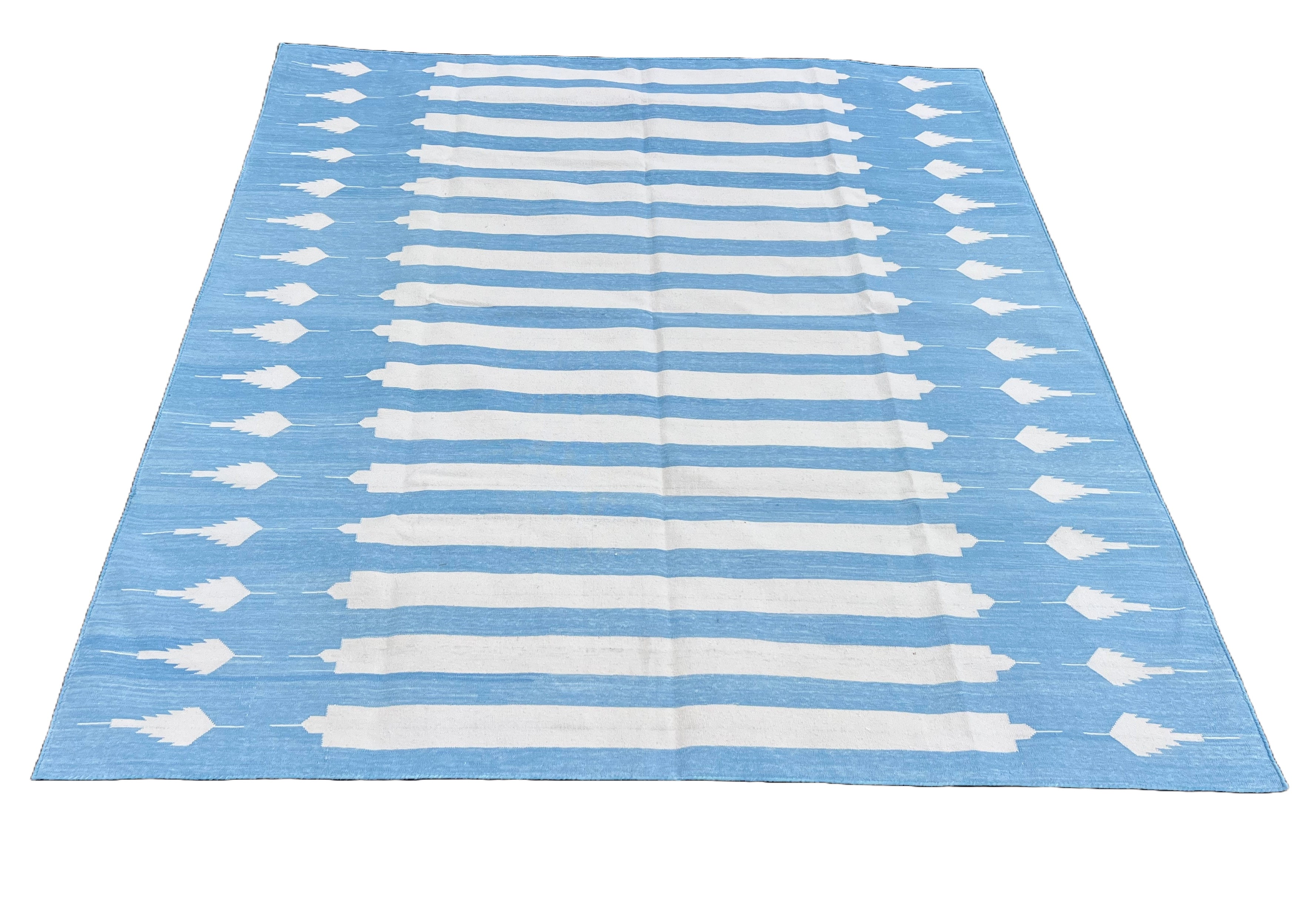 Modern Handmade Cotton Sky Blue And White Arrow Striped Rug-6747
