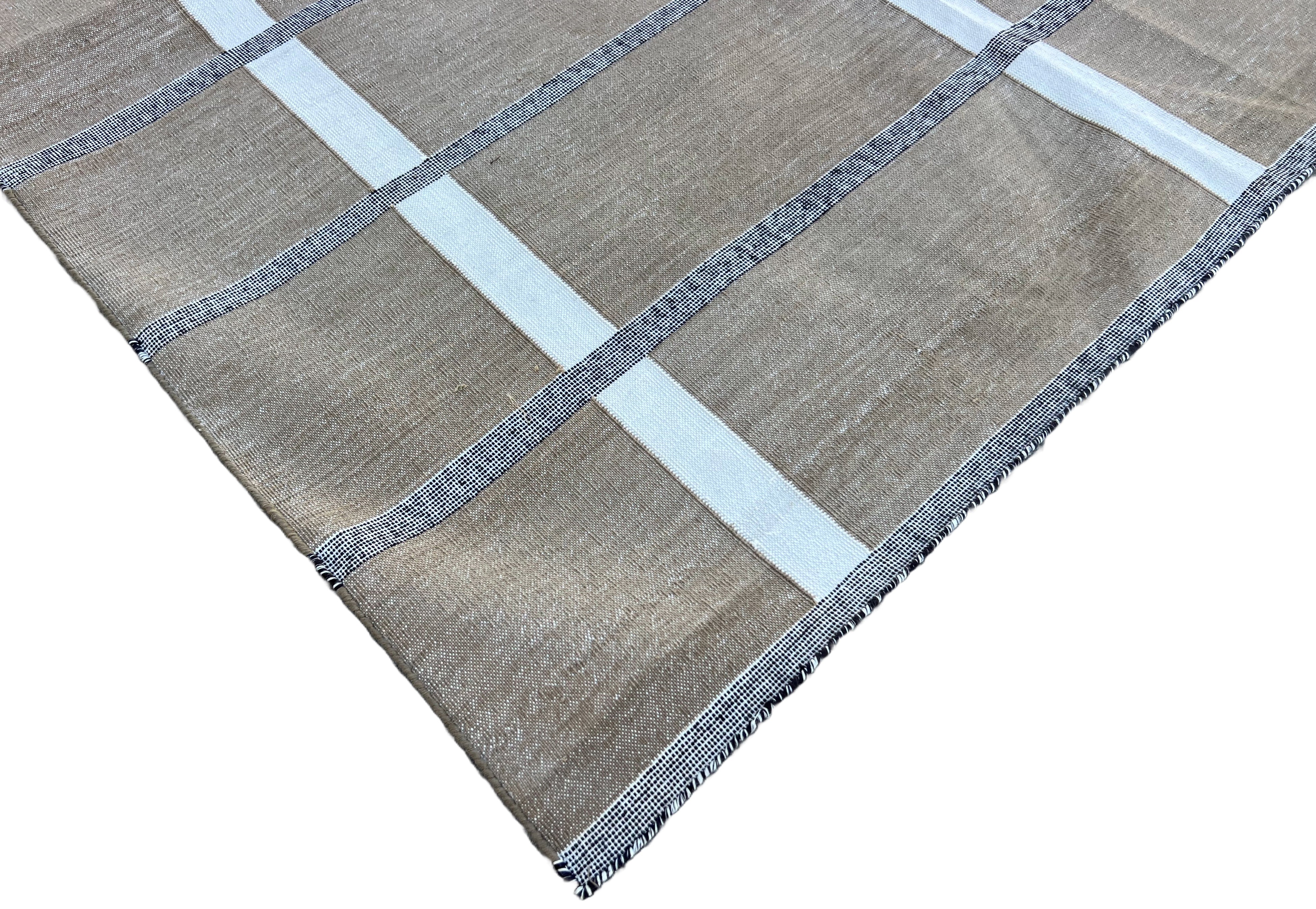 Modern Handmade Cotton Area Flat Weave Rug, Beige And Cream Checked Indian Dhurrie-6725