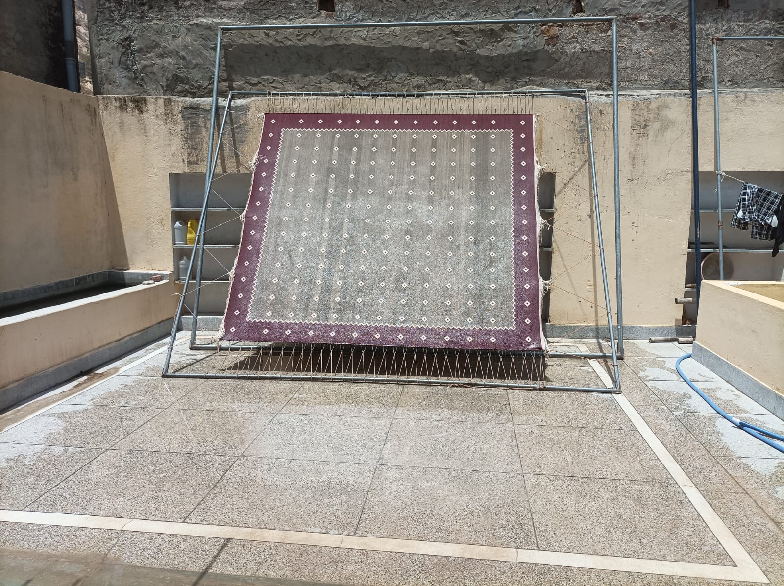 Modern Handmade Cotton Area Flat Weave Rug, Beige, Cream And Pink Diamond Indian Dhurrie-6728