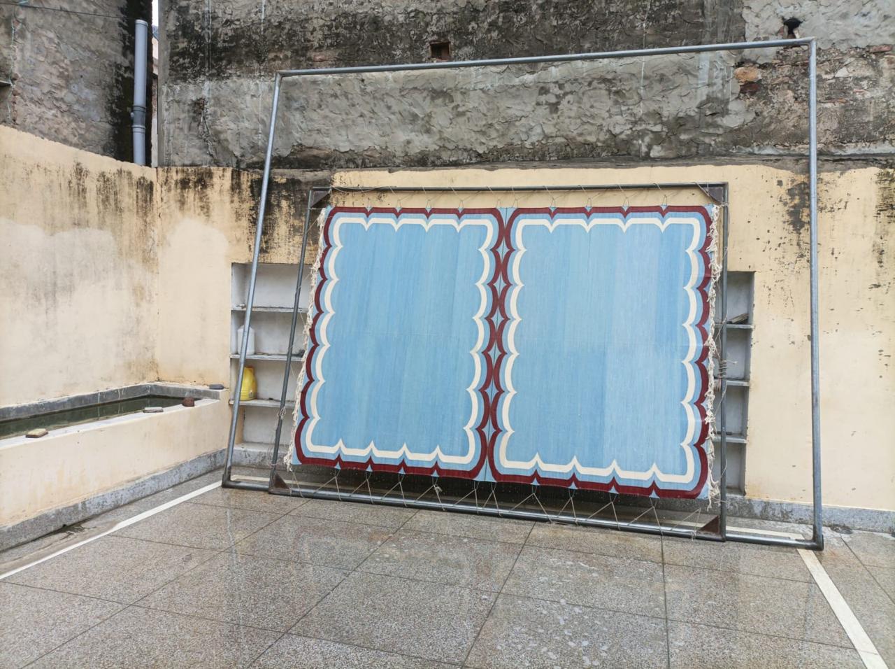 Modern Handmade Cotton Sky Blue, Cream and Red Scalloped Rug-9659