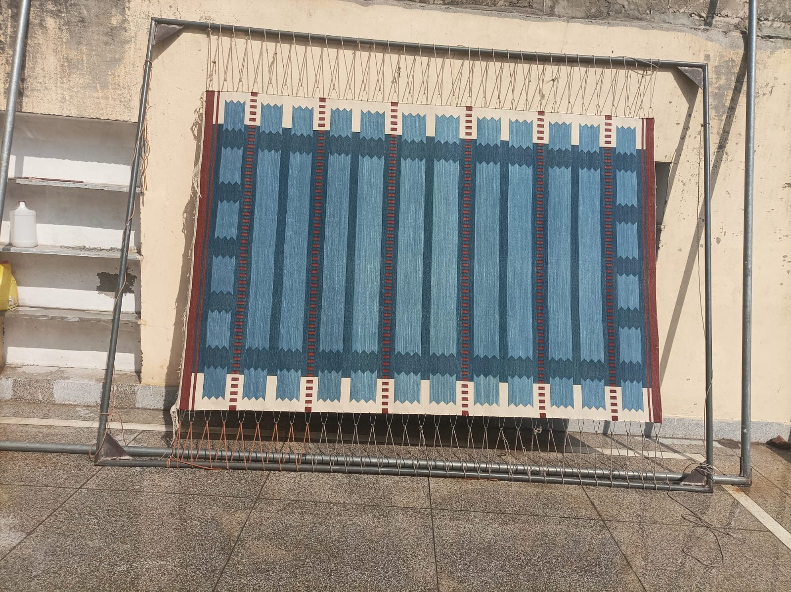 Modern Handmade Cotton Flat Weave Blue, Cream And Red Geometric Rug-6774