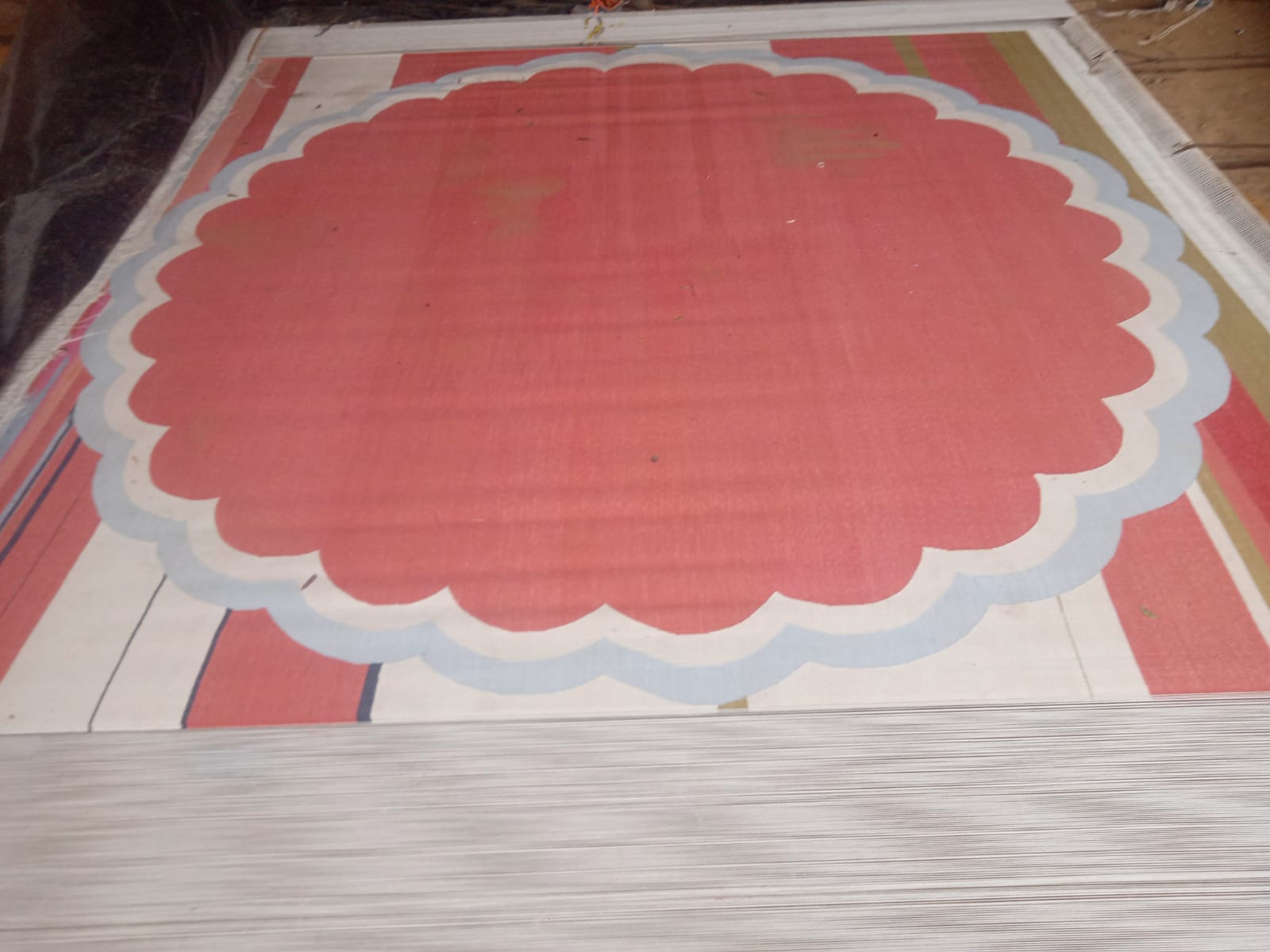 Handmade Cotton Terracotta, Cream And Sky Blue Round Scalloped Rug -9669