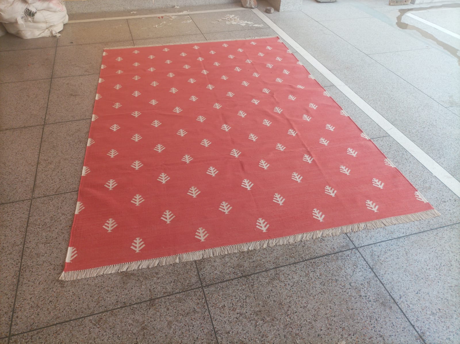 Modern Handmade Cotton Terracotta And White Tree Patterned Area Rug-6844