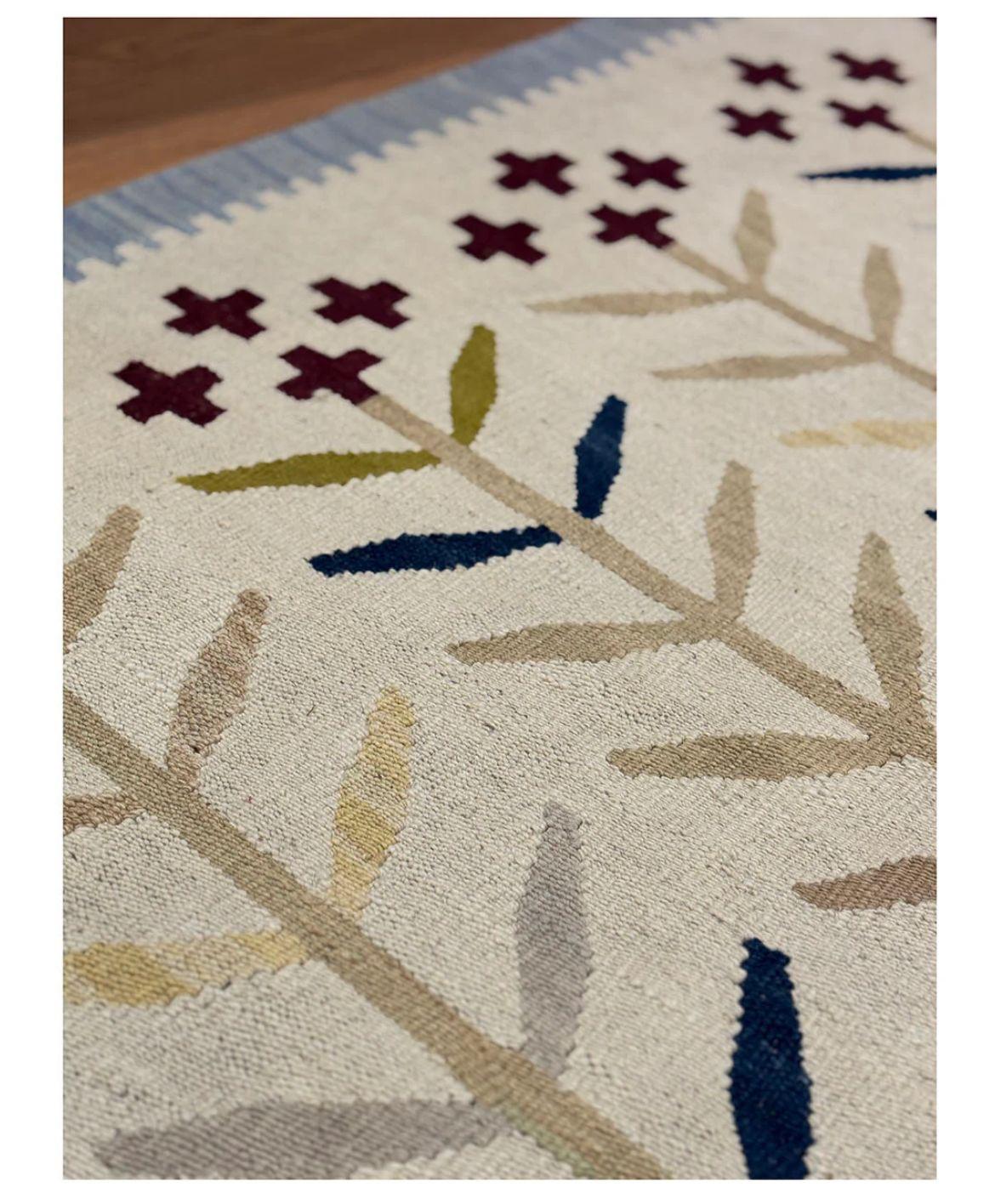 Cotton Custom Cream, Beige, Blue And Red Leaf Rug for JEMMA SKIPWORTH in a Size 300x400cm