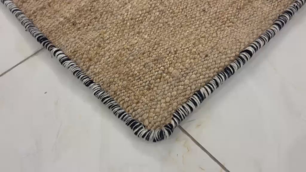 Modern Handwoven Natural Jute Kilim Rug with New Zealand Wool Border -8051