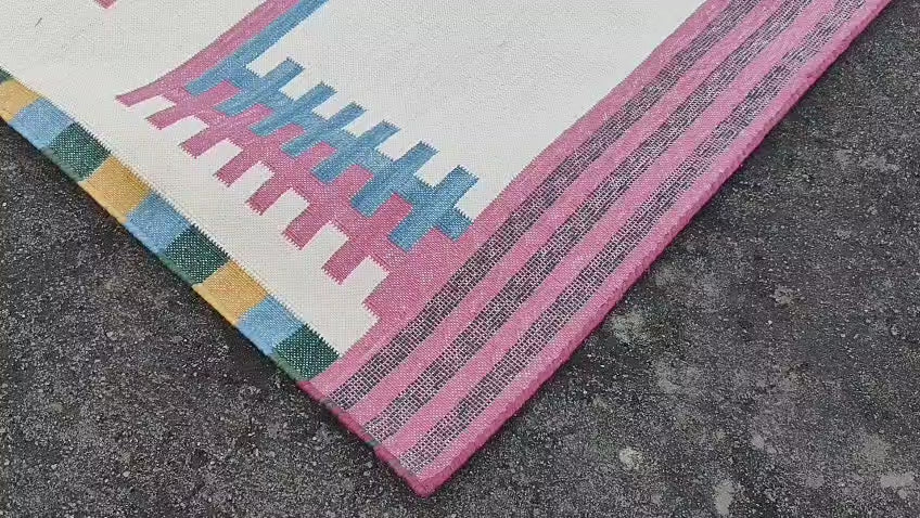 Modern Handmade Cotton Rug, 5x7 Pink And Cream Geometric Rug-6781