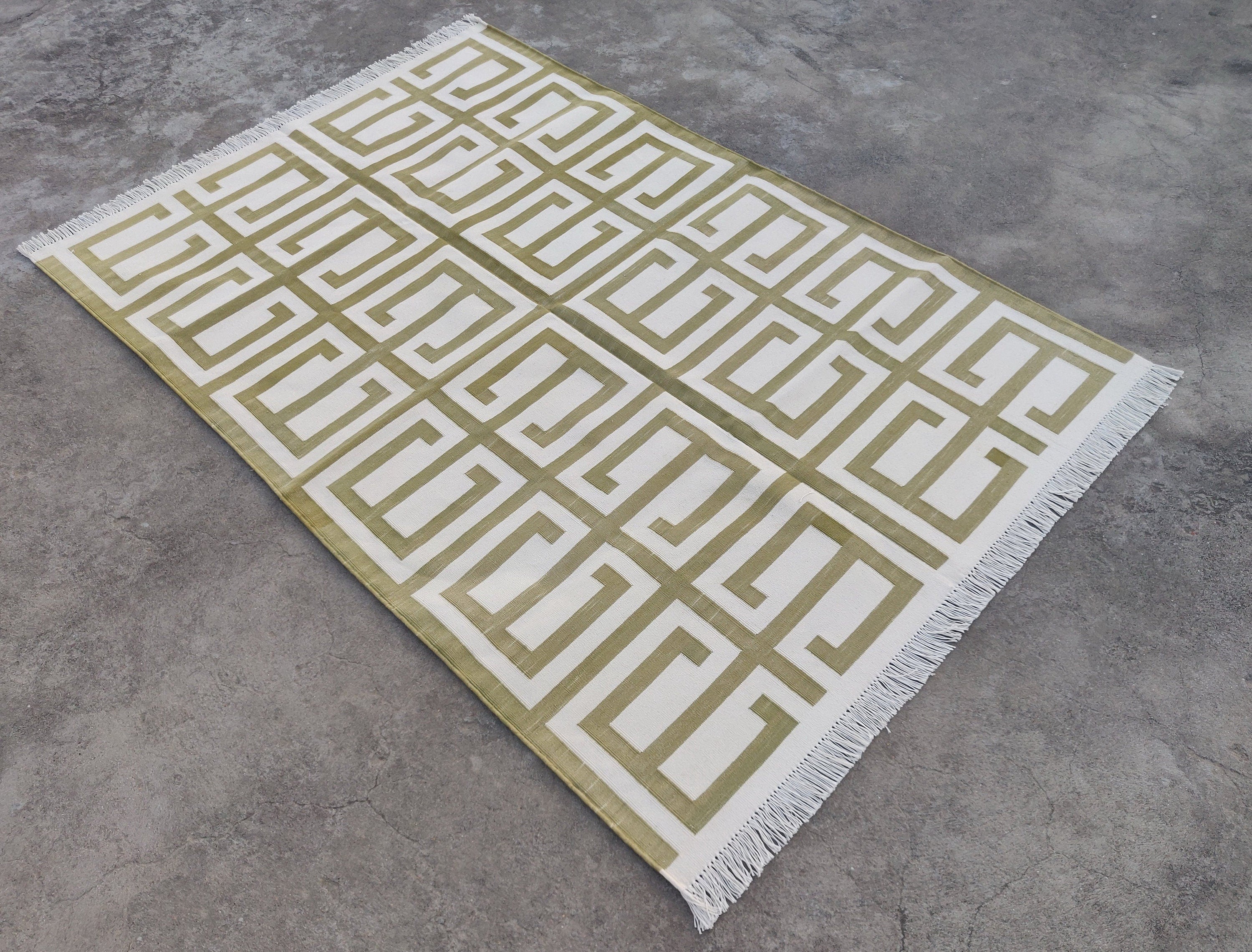 Modern Handmade Cotton Geometric/ Star Rug