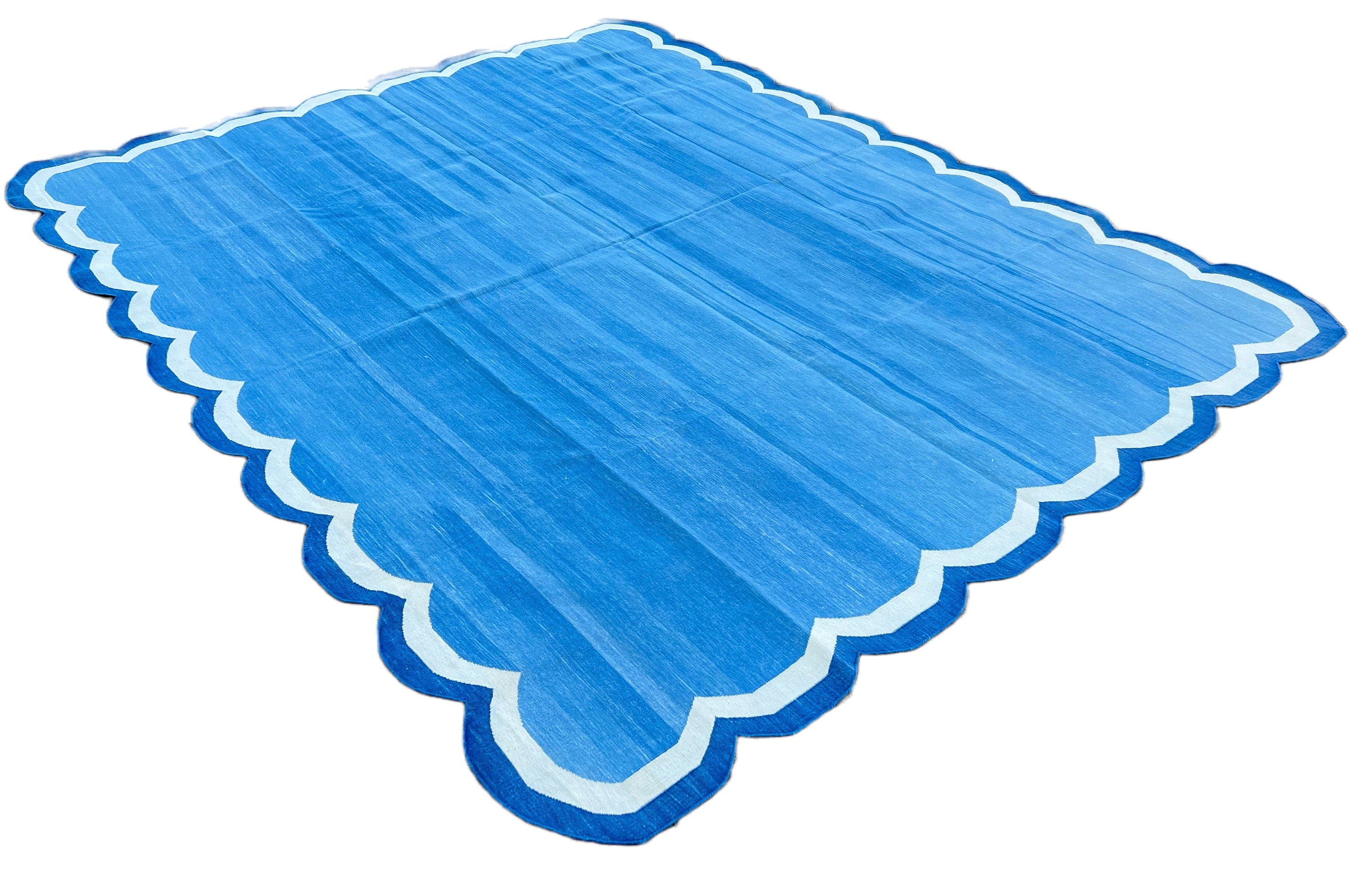 Modern Handmade Cotton Scalloped Rug