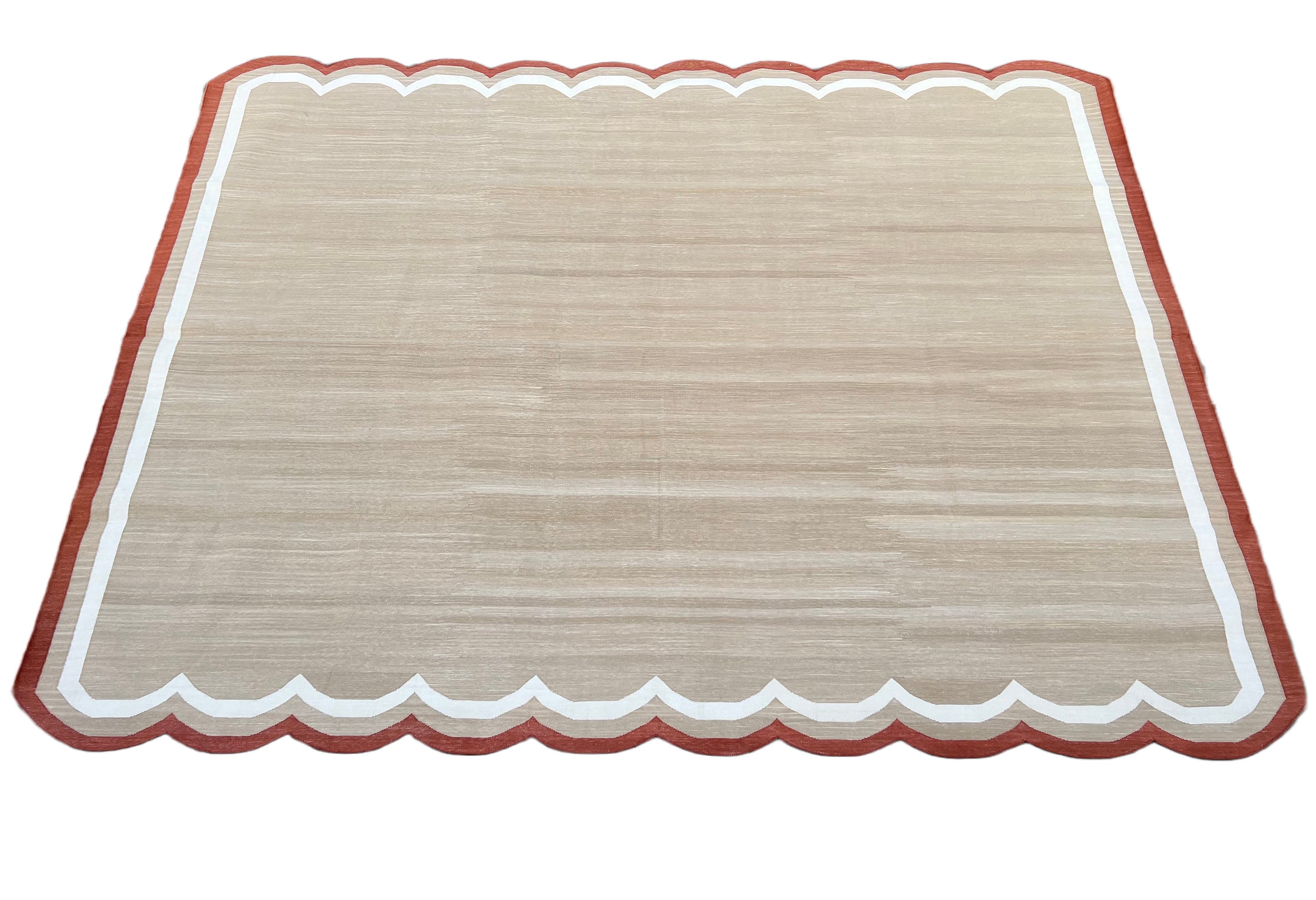 Modern Handmade Cotton Scalloped Rug