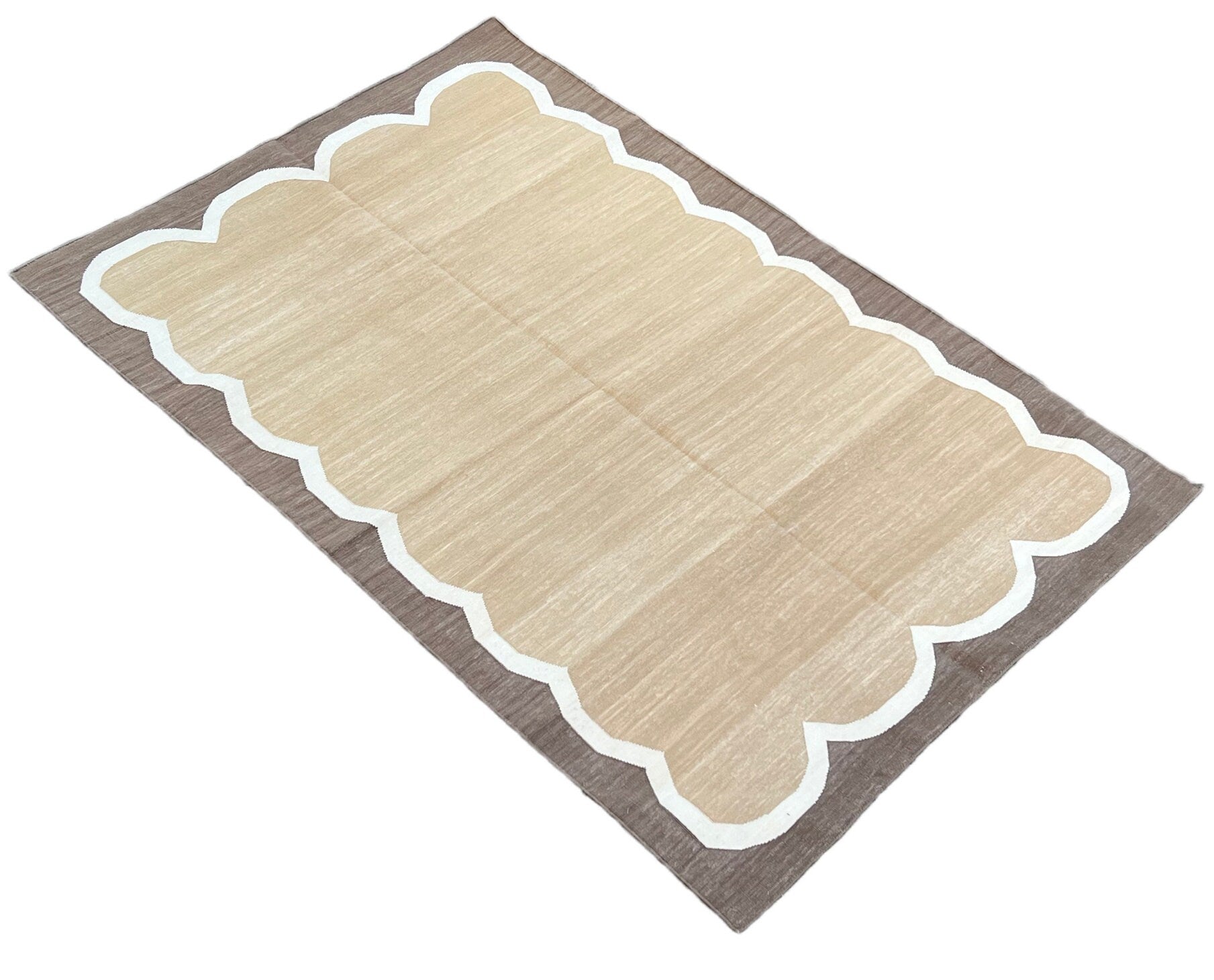 Modern Handmade Cotton Scalloped Rugs