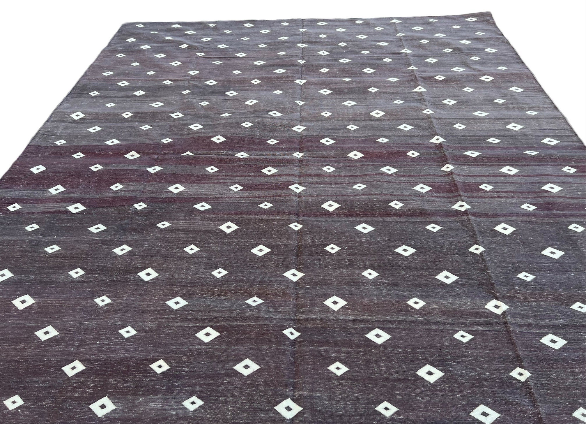 Modern Handmade Cotton Diamond/ Leaf Rug