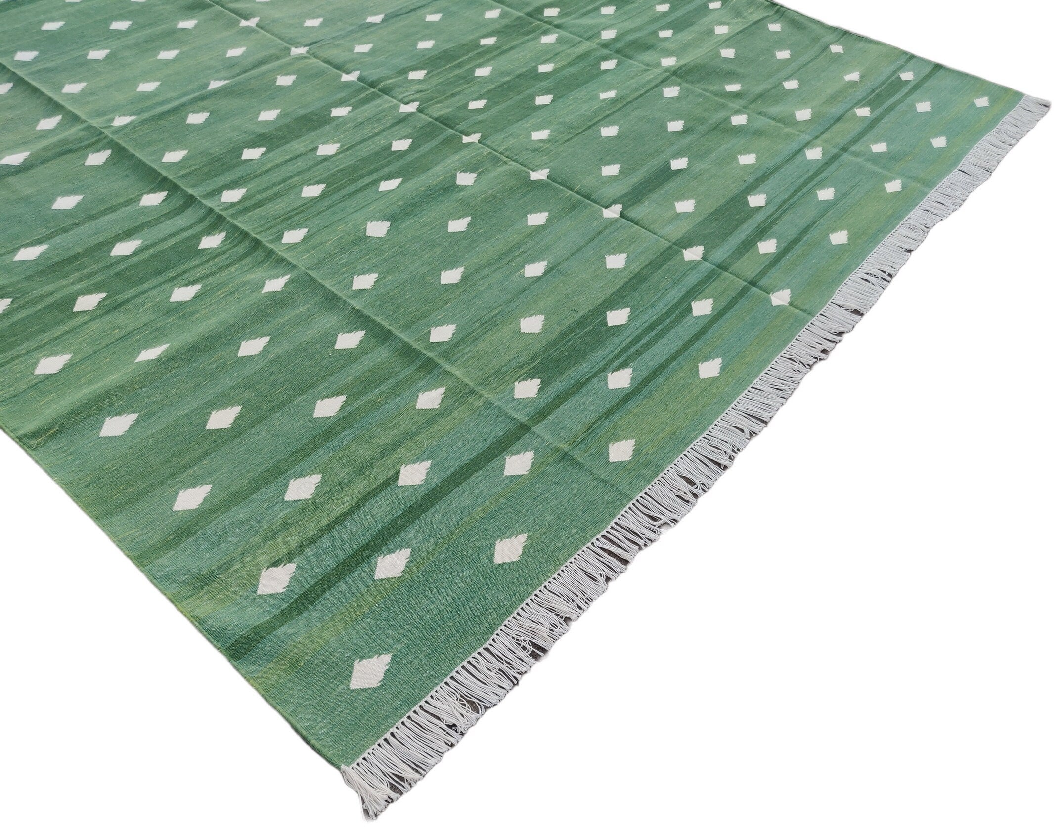 Modern Handmade Cotton Diamond/ Leaf Rug