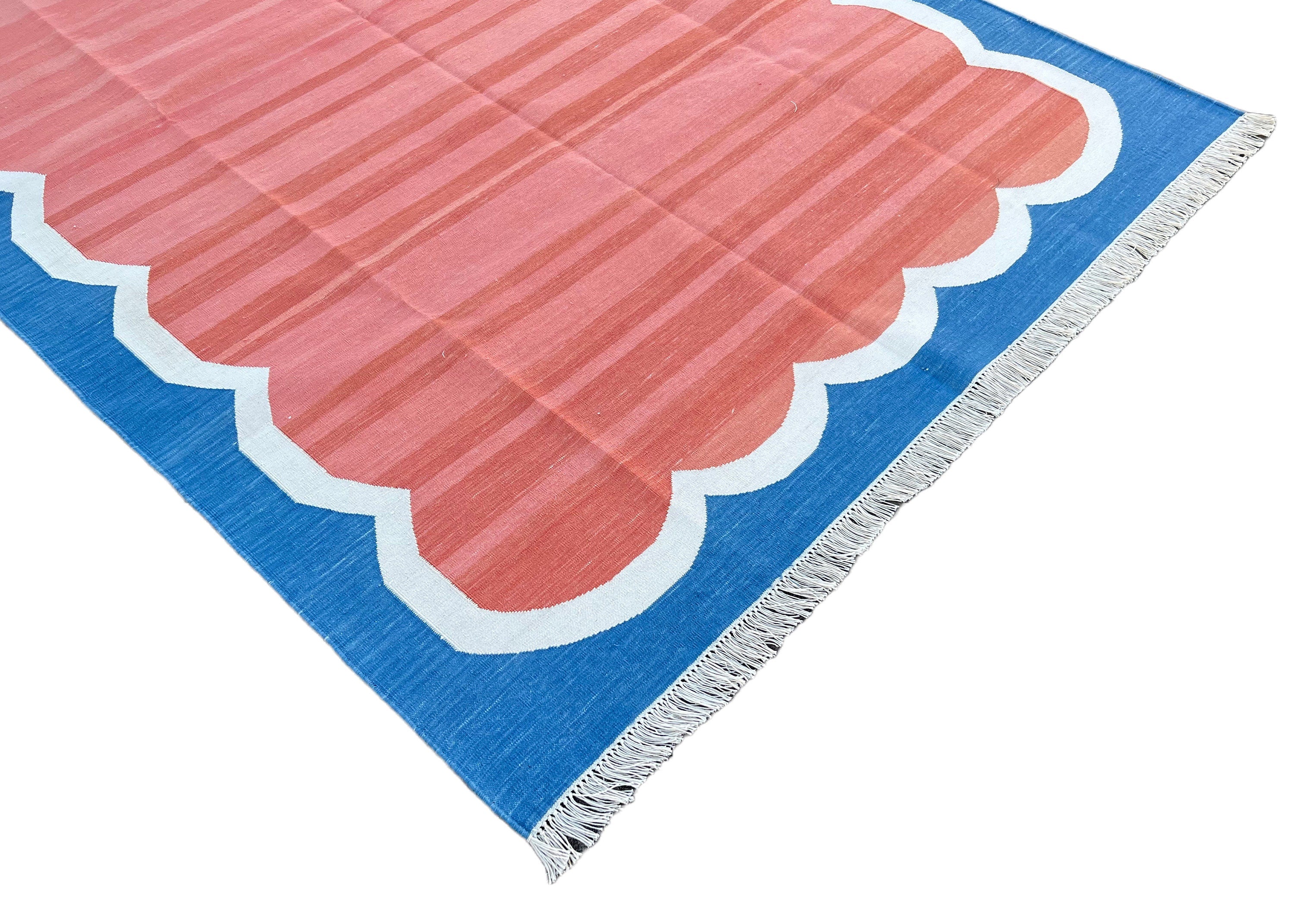 Modern Handmade Cotton Scalloped Rug