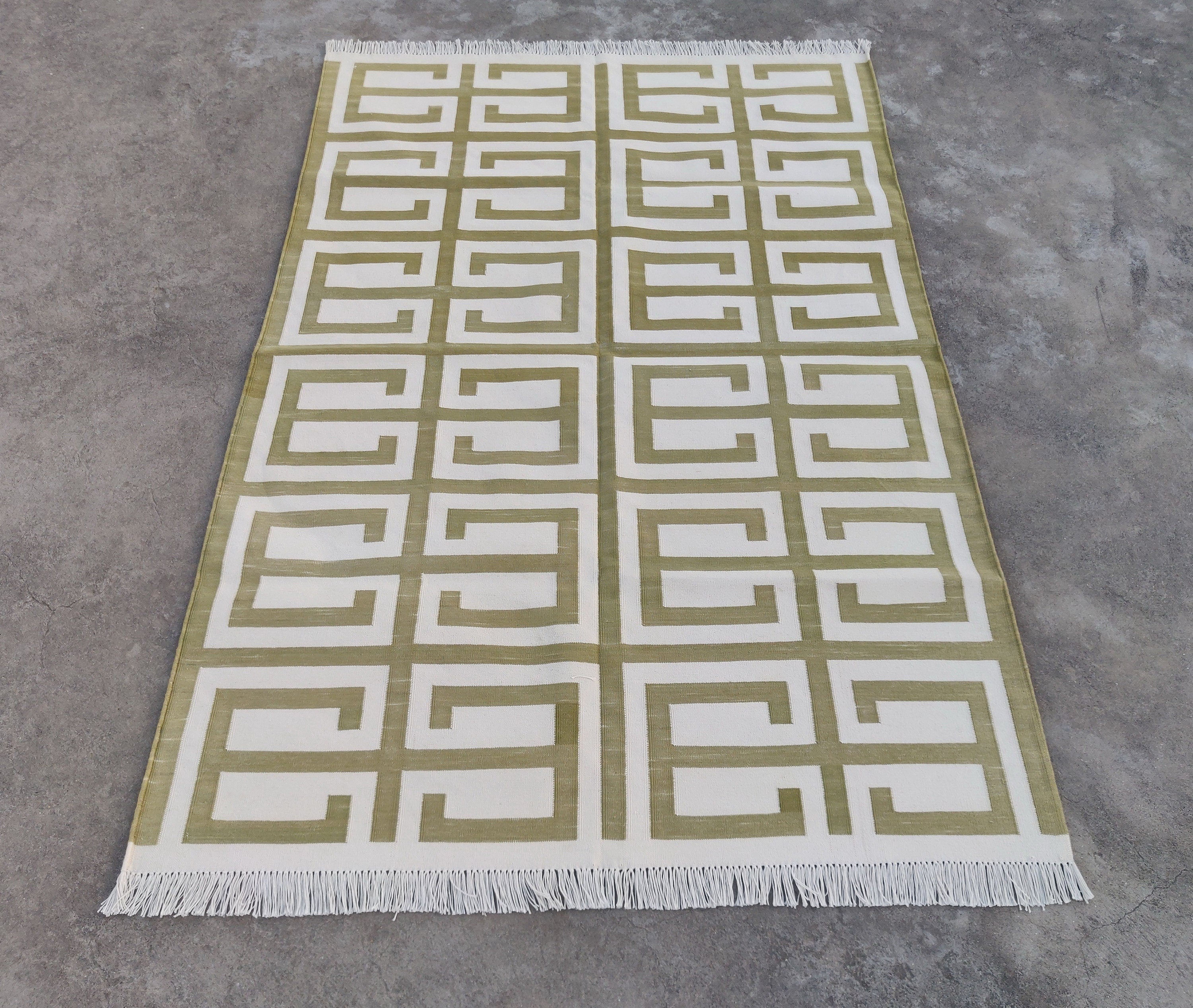 Modern Handmade Cotton Geometric/ Star Rug