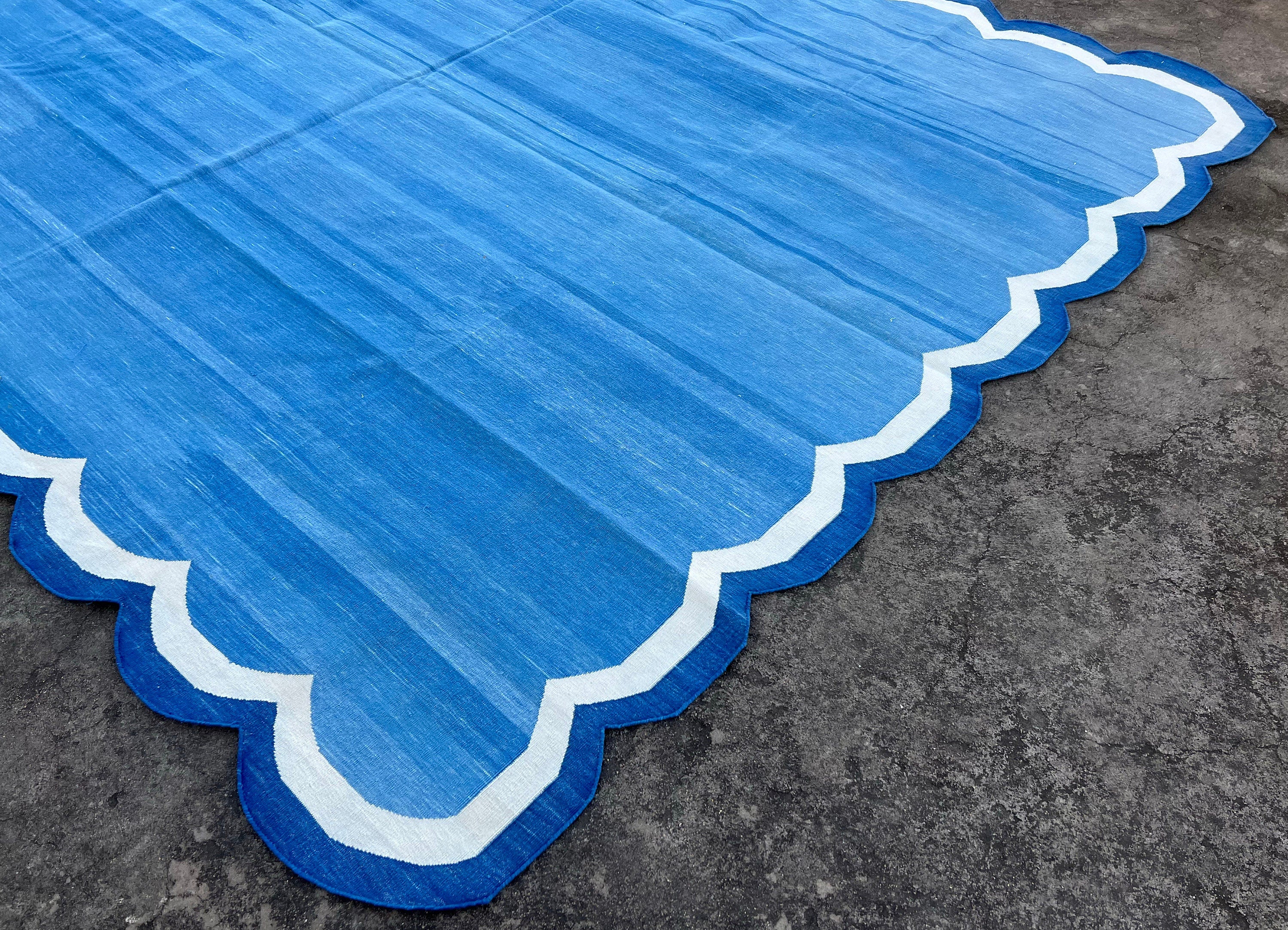 Modern Handmade Cotton Scalloped Rug