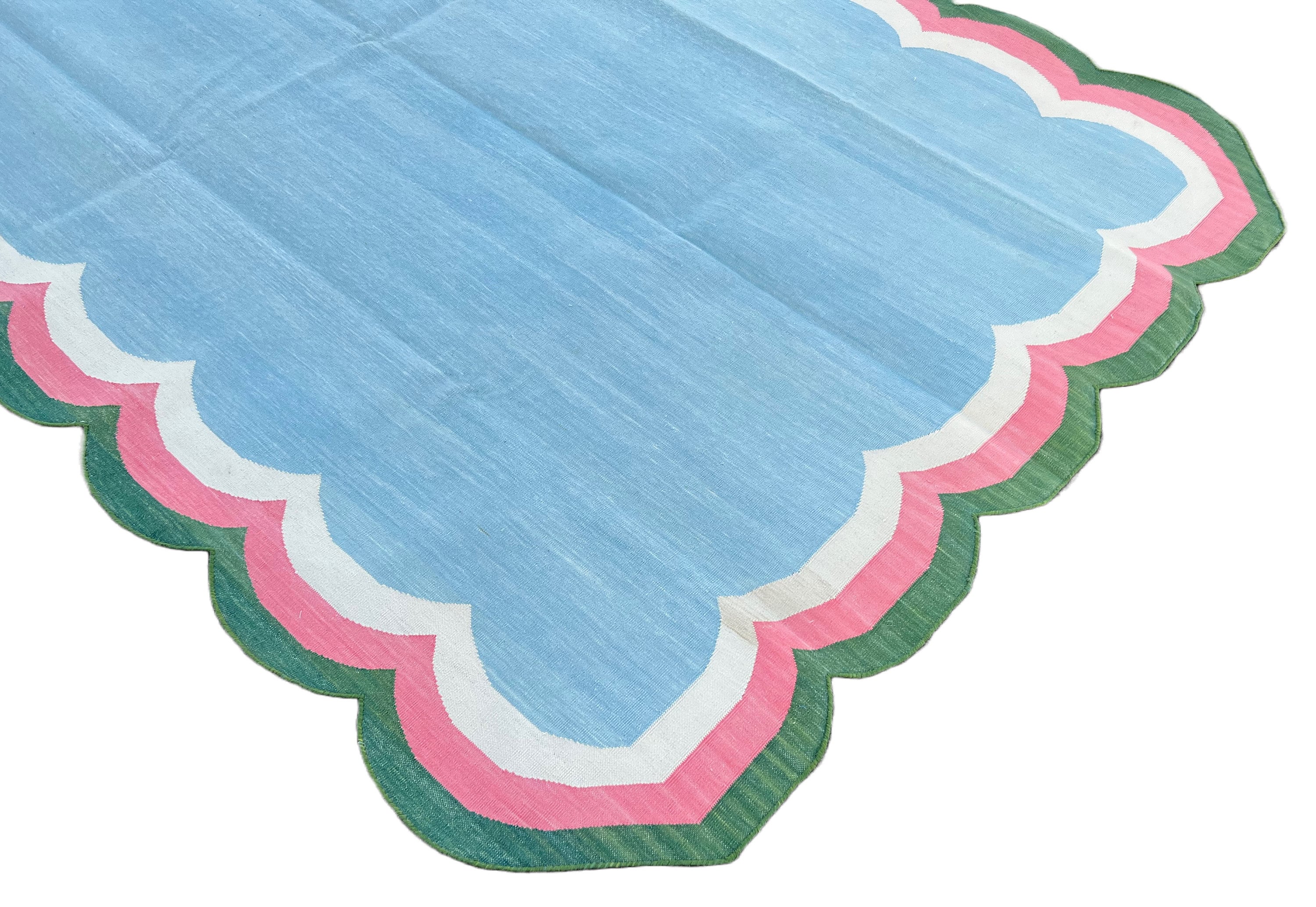 Modern Handmade Cotton Scalloped Rug