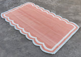 Modern Handmade Cotton Scalloped Rug